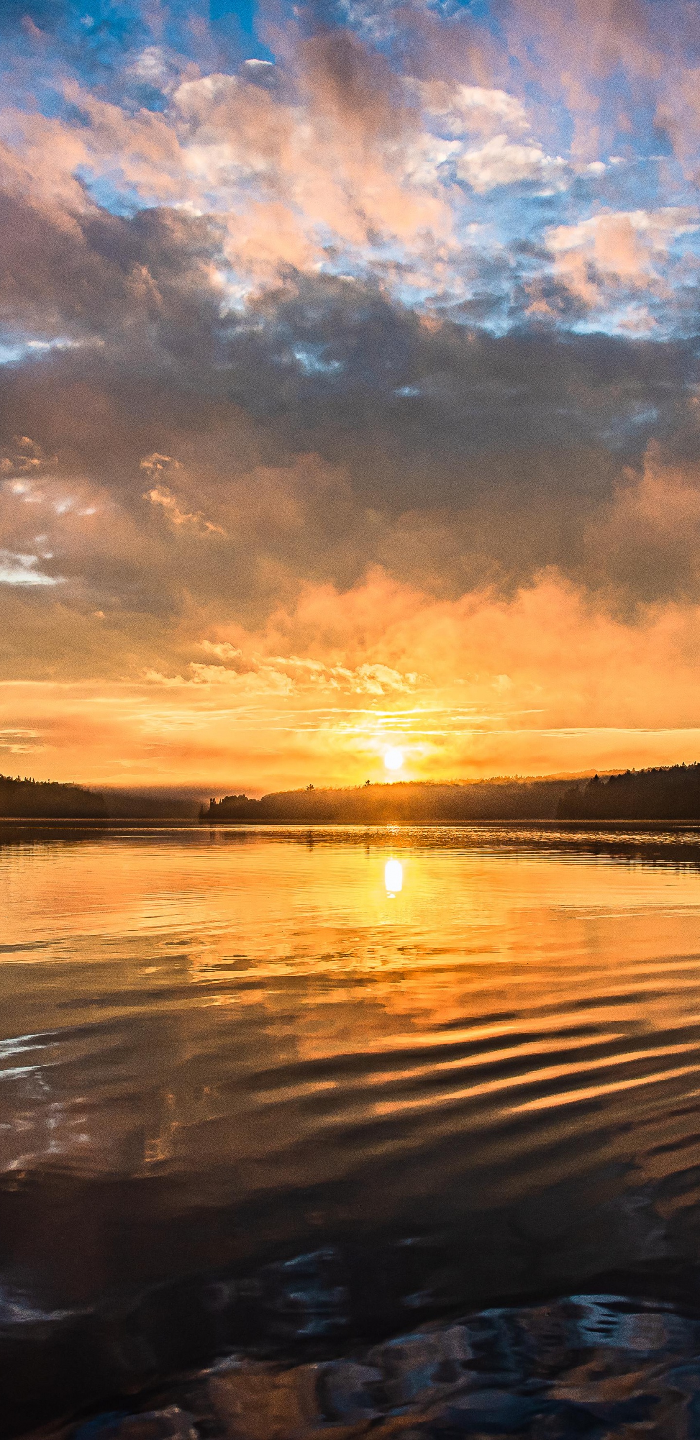 Обои закат, облако, вода, атмосфера, послесвечение в разрешении 1440x2960