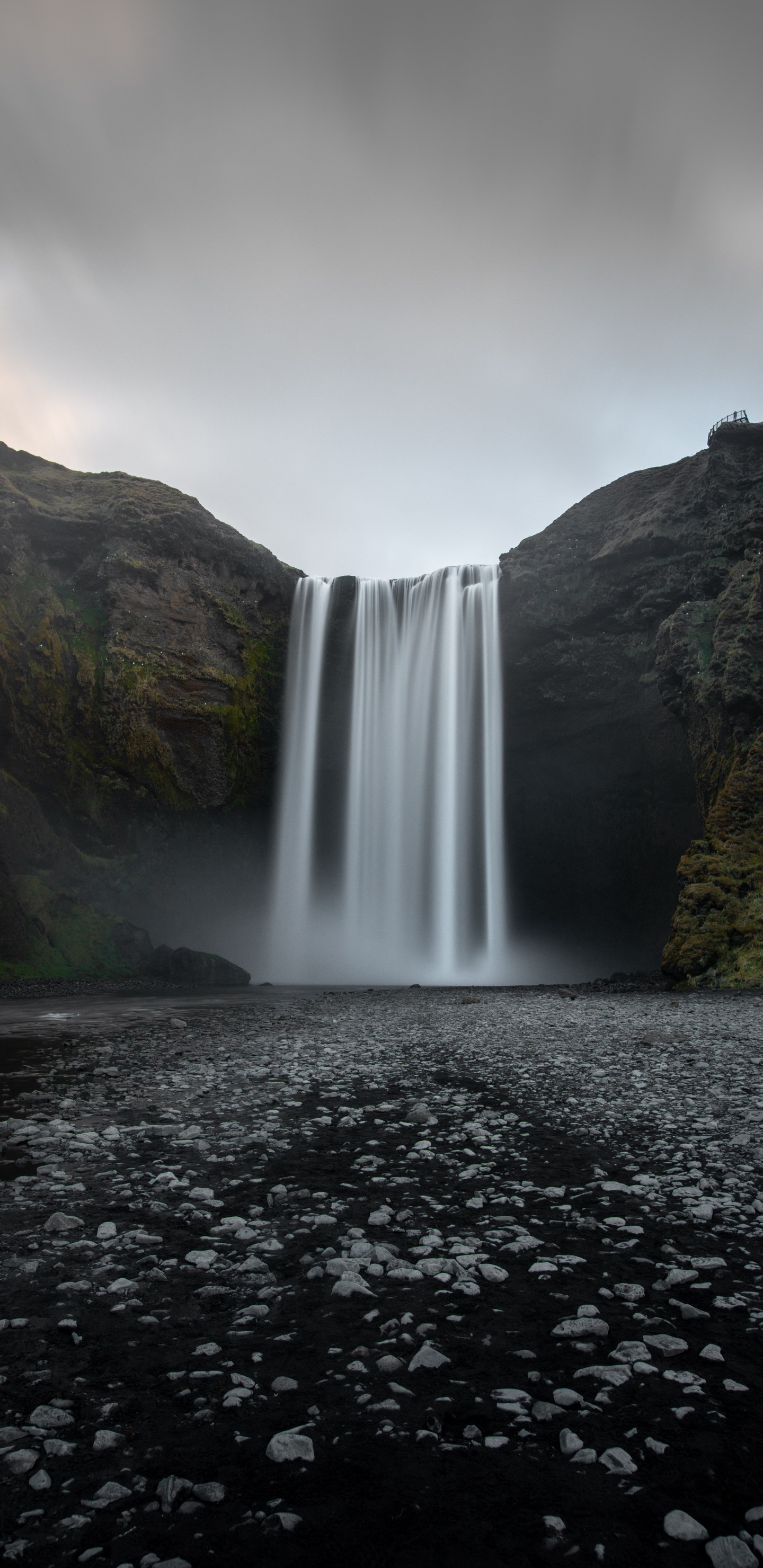 Обои водопад, водоток, природный ландшафт, измеритель, фьорд в разрешении 1440x2960