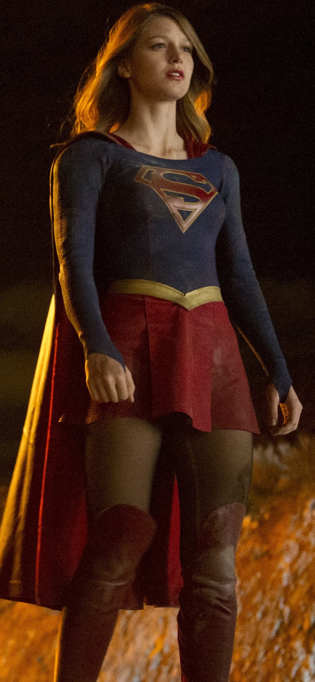 Обои Мелисса бенойст, супергерл, Супермен, ЗП, верхняя одежда в разрешении 1242x2688
