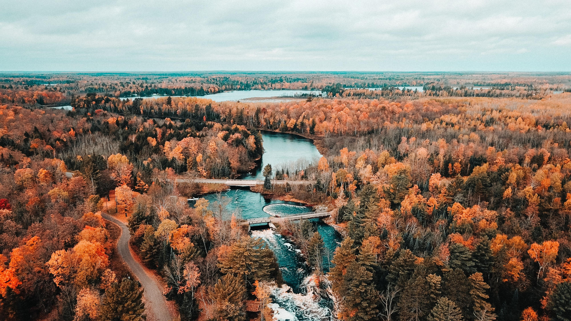 Обои пейзаж, облако, вода, растение, растительное сообщество в разрешении 1920x1080