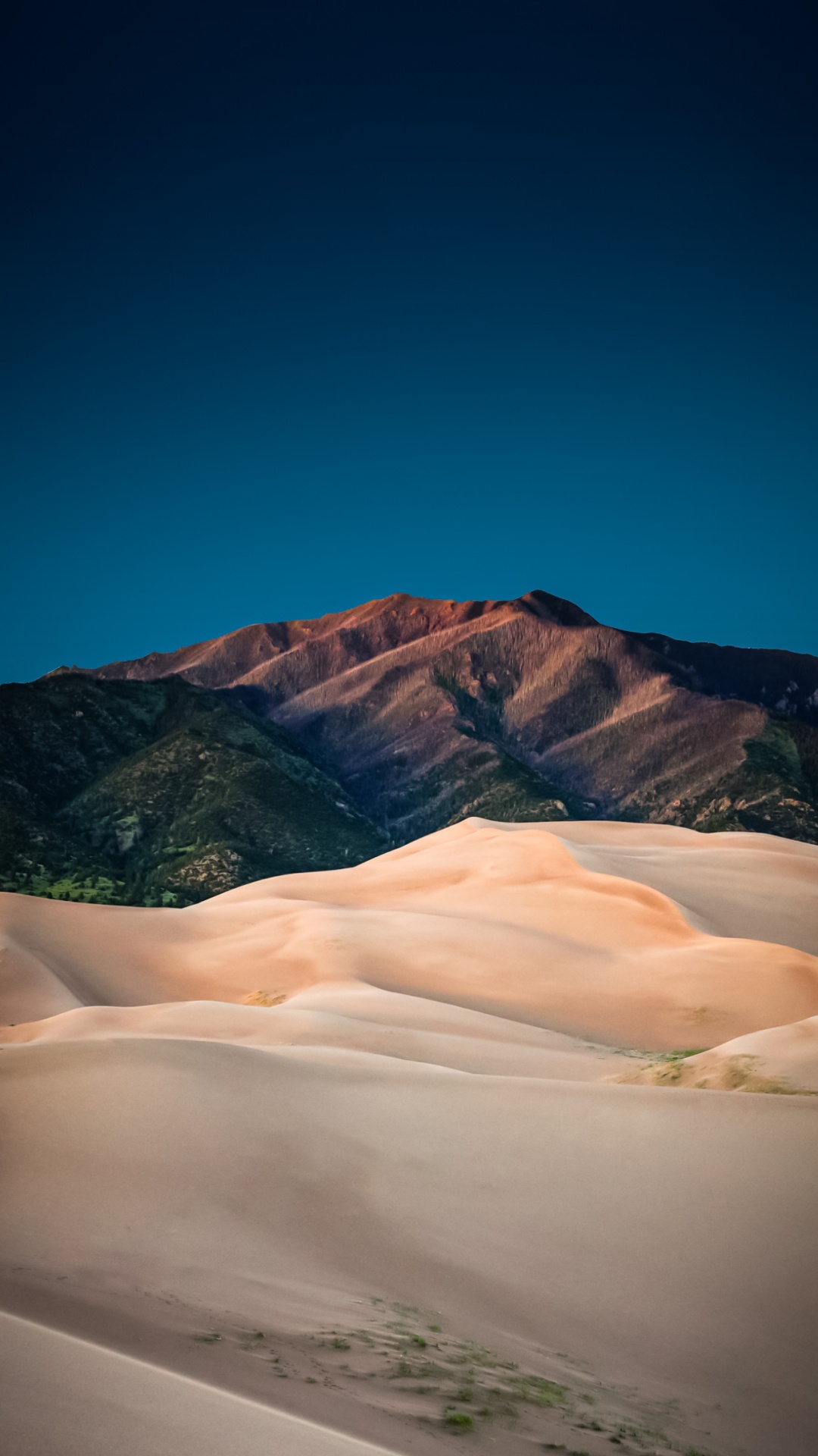 Обои облако, гора, склон, природный ландшафт, местность в разрешении 1080x1920