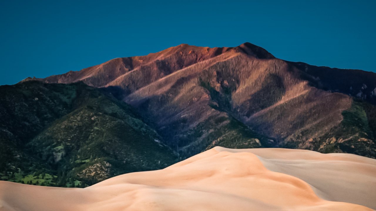 Обои облако, гора, склон, природный ландшафт, местность в разрешении 1280x720