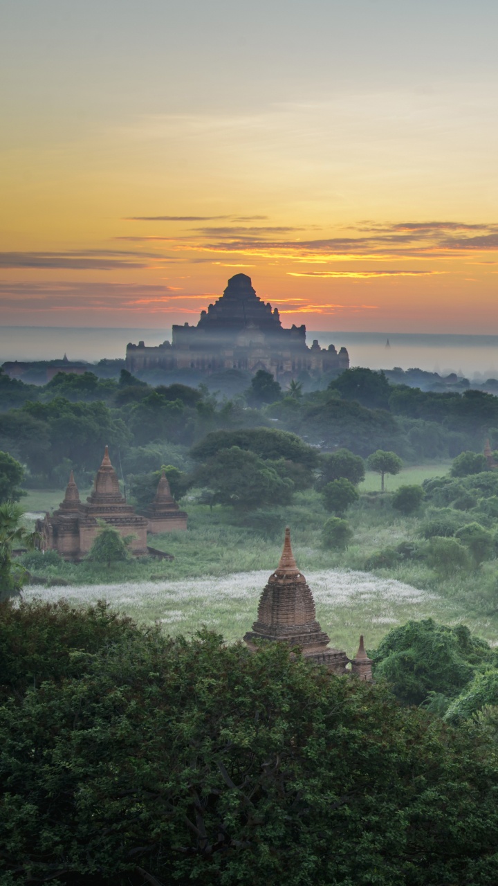 Обои природа, утро, восход солнца, туман, храм в разрешении 720x1280