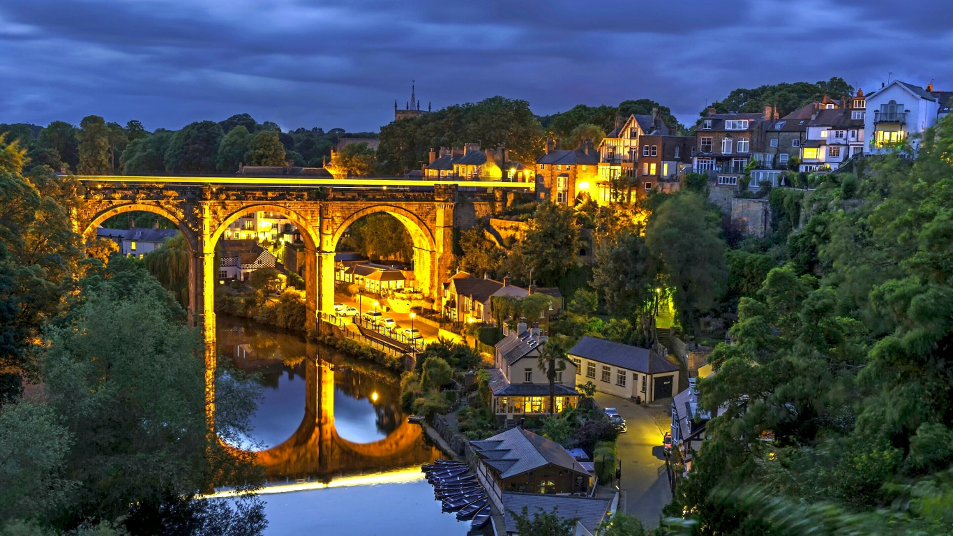 Обои ночь, город, реки, природа, арочный мостик в разрешении 1366x768