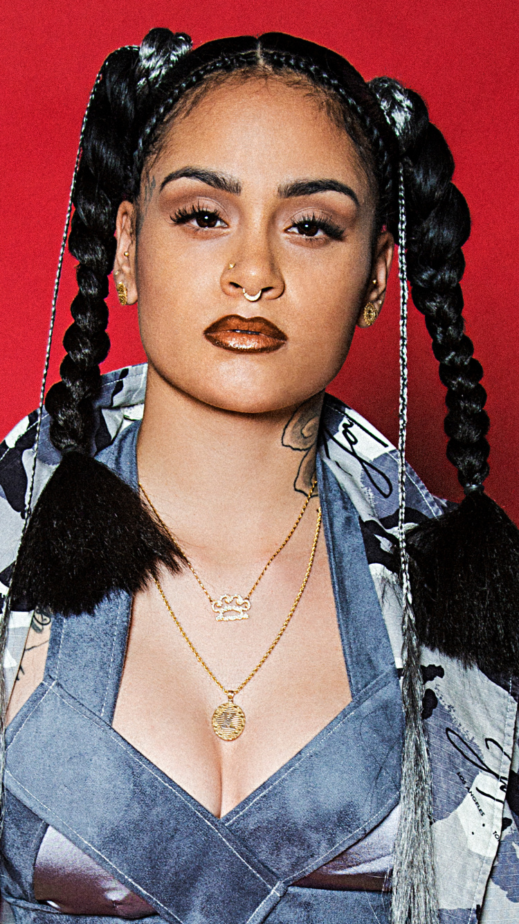 Обои Kehlani, волосы, прическа, красота, фэшн в разрешении 750x1334