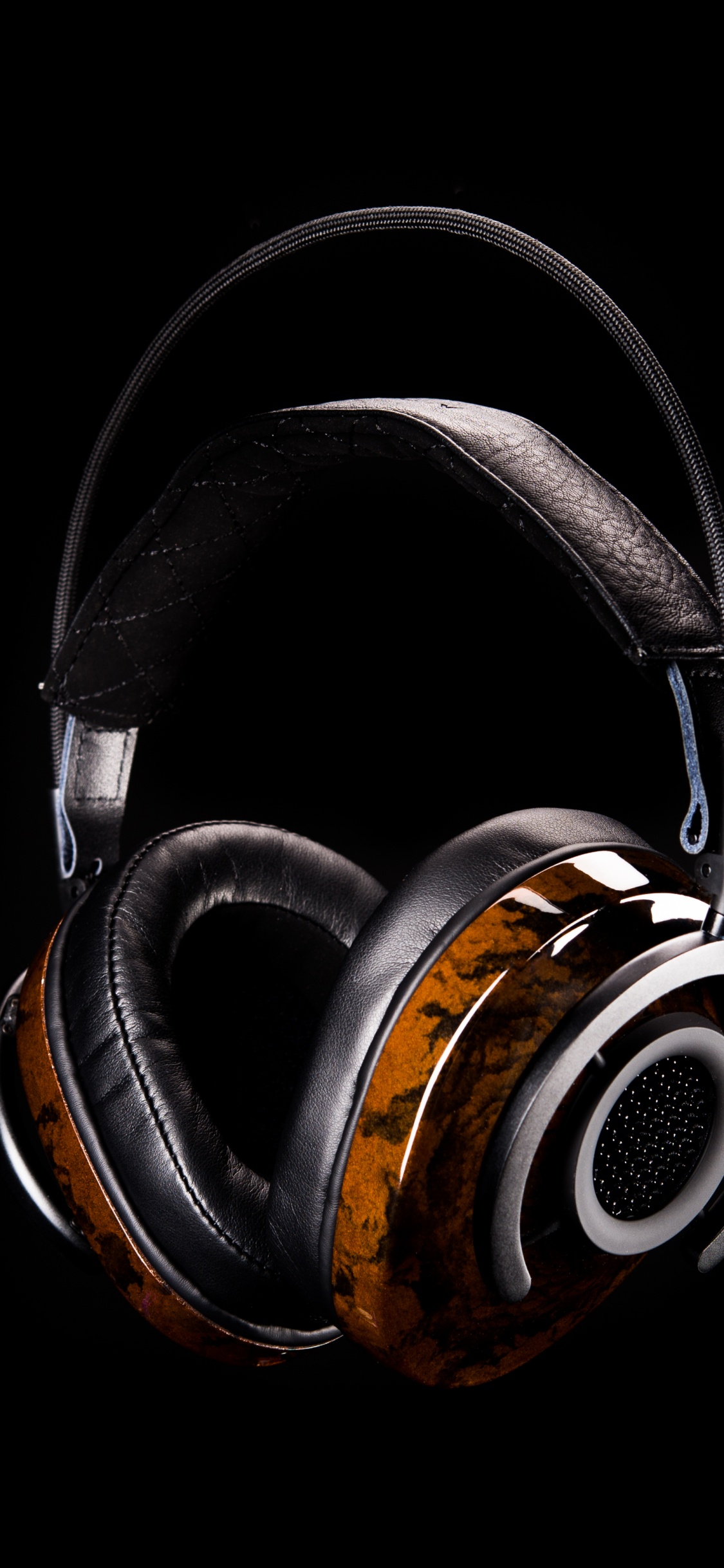 Обои наушники, гаджет, звуковое оборудование, технологии, электронное устройство в разрешении 1125x2436