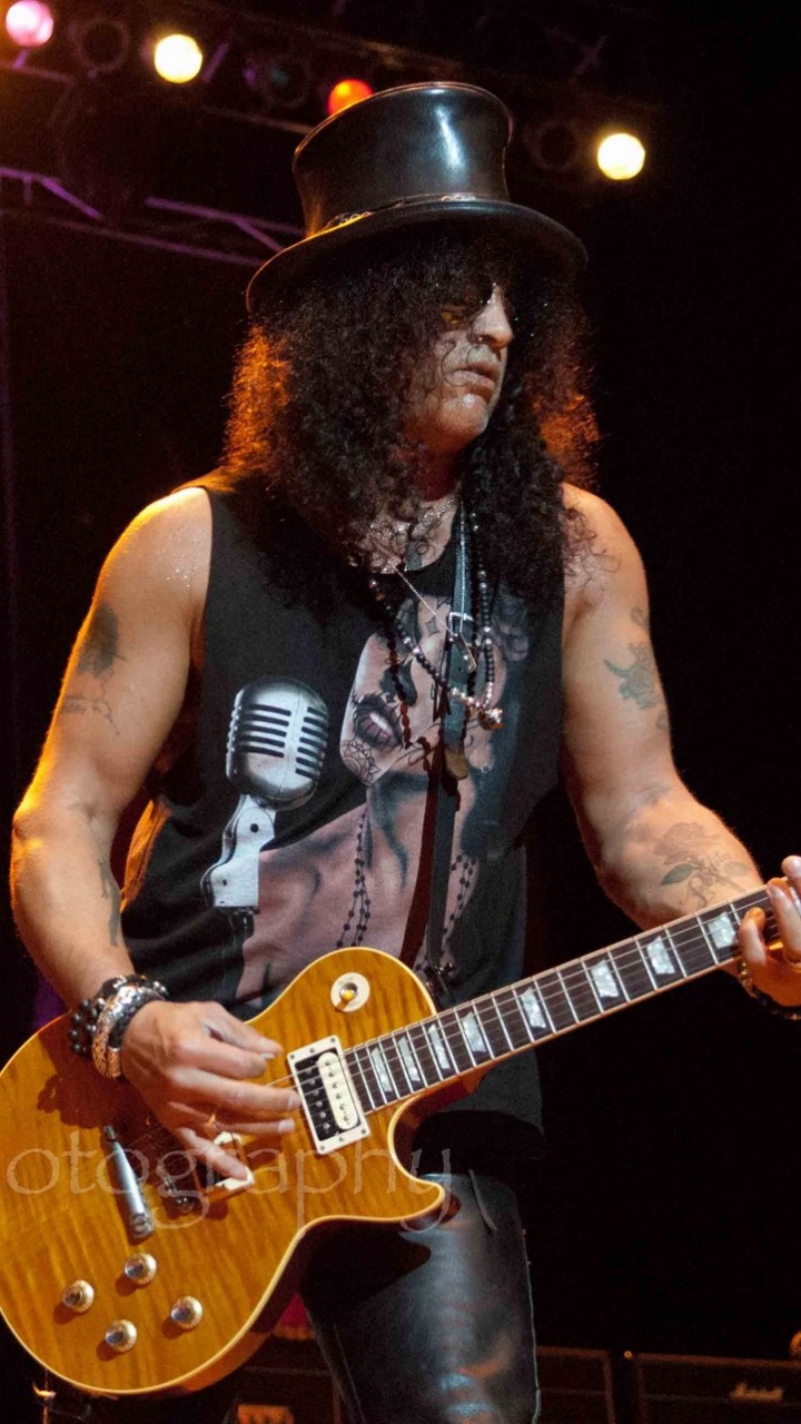 Обои Guns N Roses, гитара, струнный инструмент, гитарист, музыкант в разрешении 720x1280