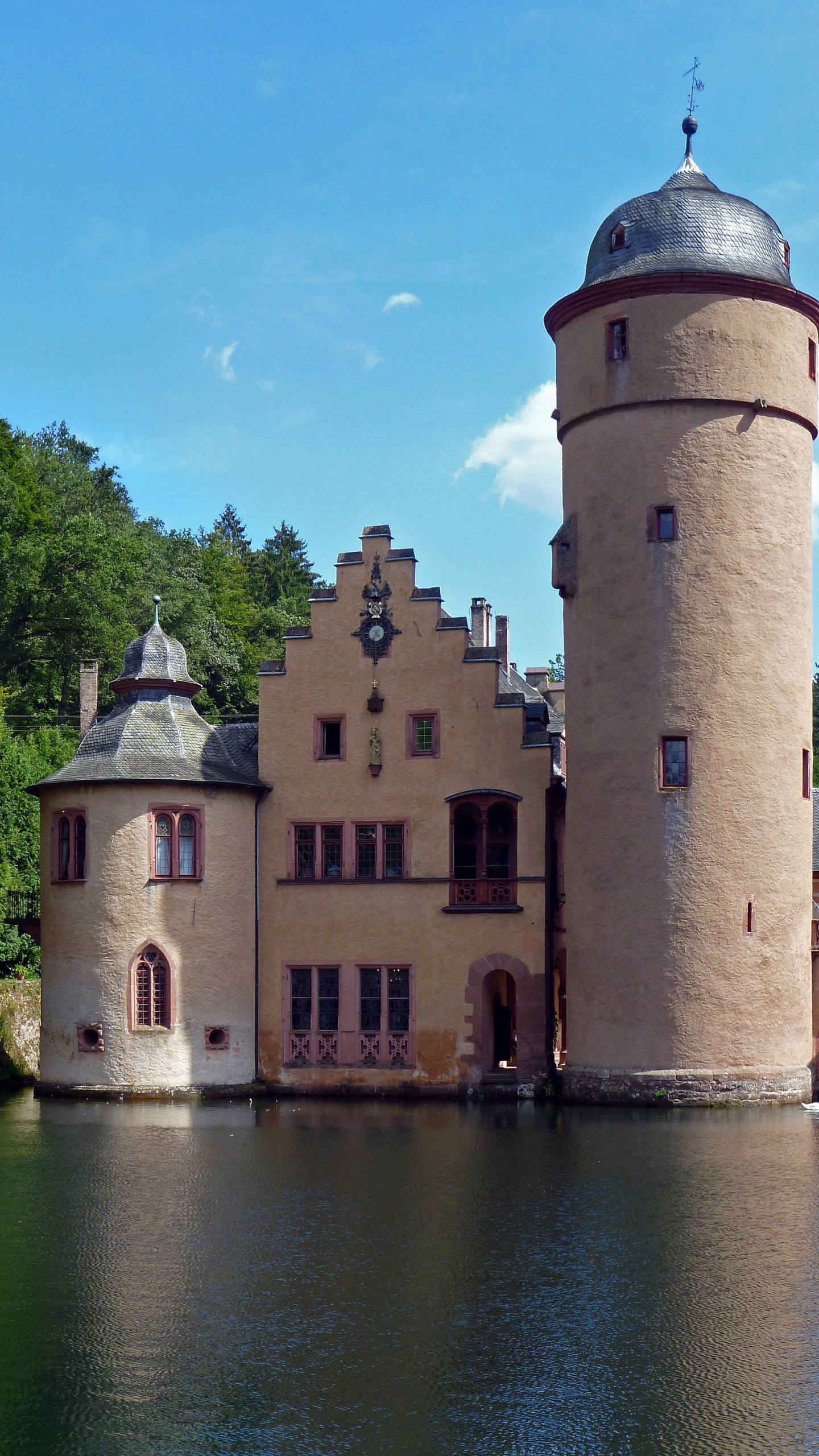Обои Шпессарт, замок, водный замок, водный путь, здание в разрешении 1440x2560