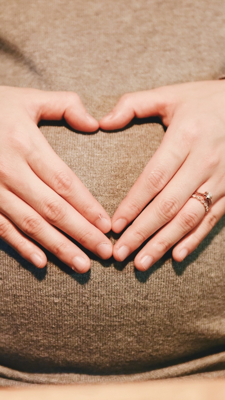 Обои беременность, роды, здоровье, младенец, сердце в разрешении 720x1280