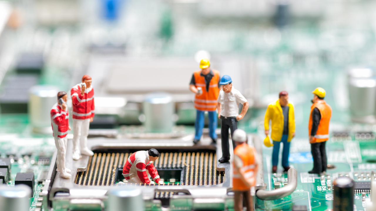 Обои электроника, технологии, технология, печатная плата, игрушка в разрешении 1280x720