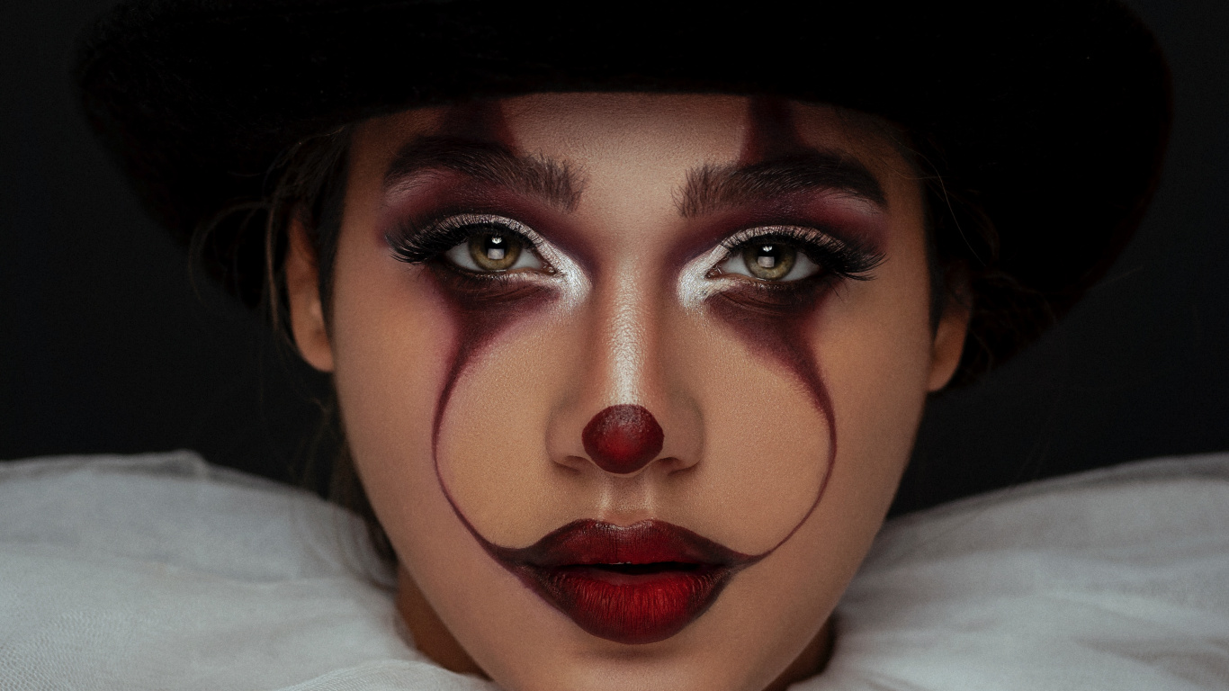 Обои головной убор, лицо, леди, нос, клоун в разрешении 1366x768