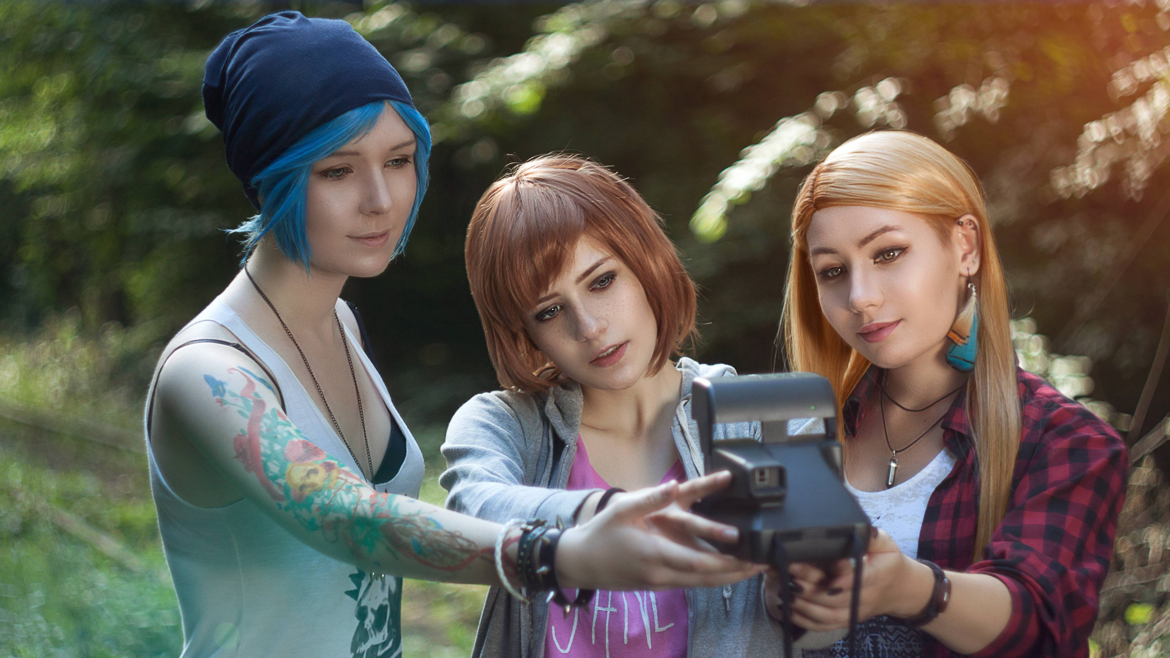Обои жизнь-это странный косплей, Рэйчел Эмбер, Хлоя прайс, Макс Колфилд, забава в разрешении 3840x2160