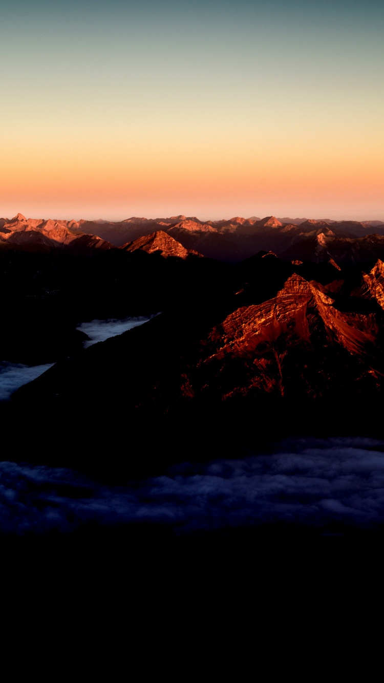 Обои атмосфера, экорегион, природный ландшафт, послесвечение, нагорье в разрешении 750x1334