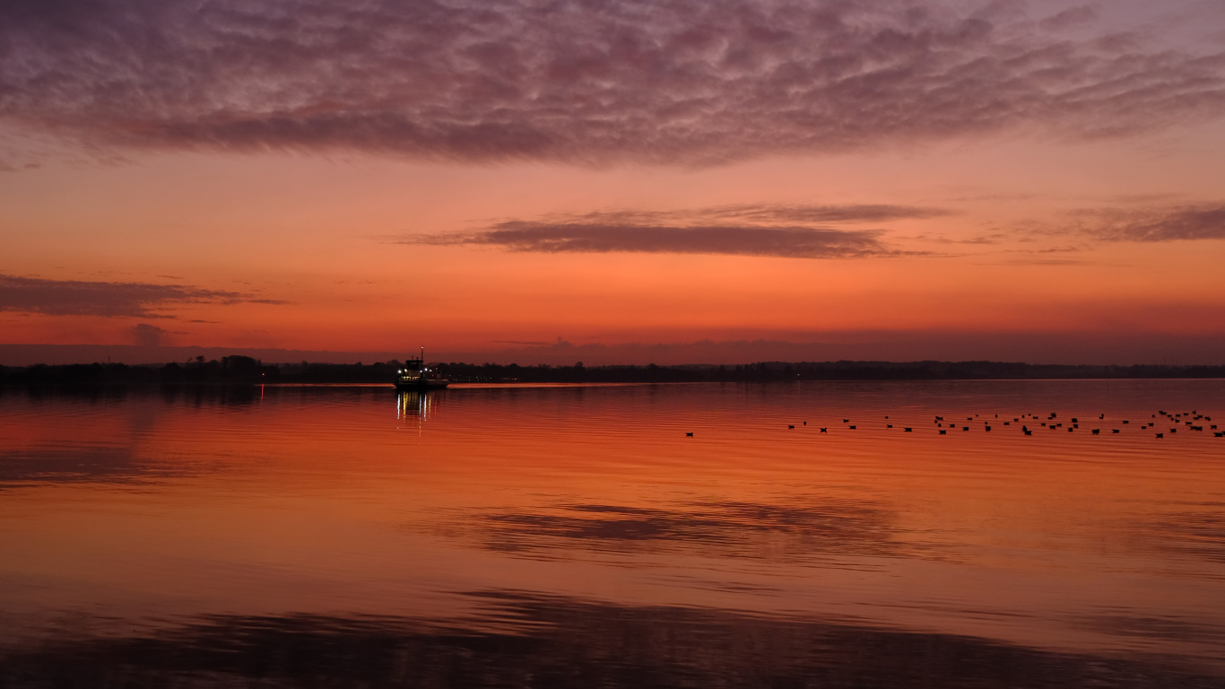 Обои горизонт, послесвечение, закат, природа, восход солнца в разрешении 1366x768