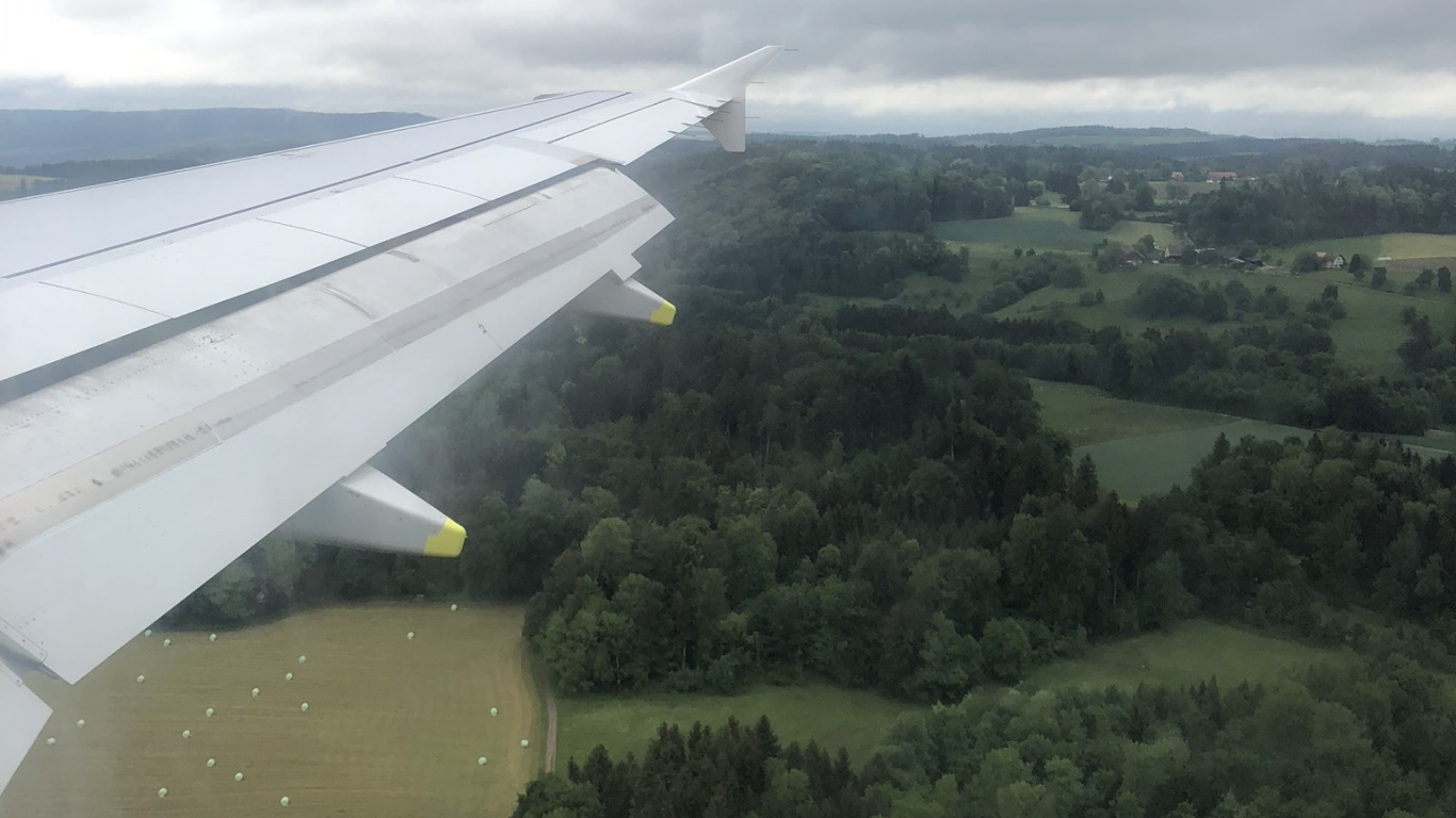 Обои полет, самолет, авиация, с высоты птичьего полета, наука в разрешении 1366x768