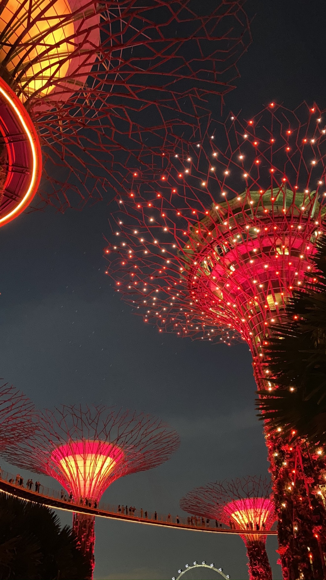 Обои Сингапур, салют, канун Нового года, достопримечательность, красный цвет в разрешении 1080x1920