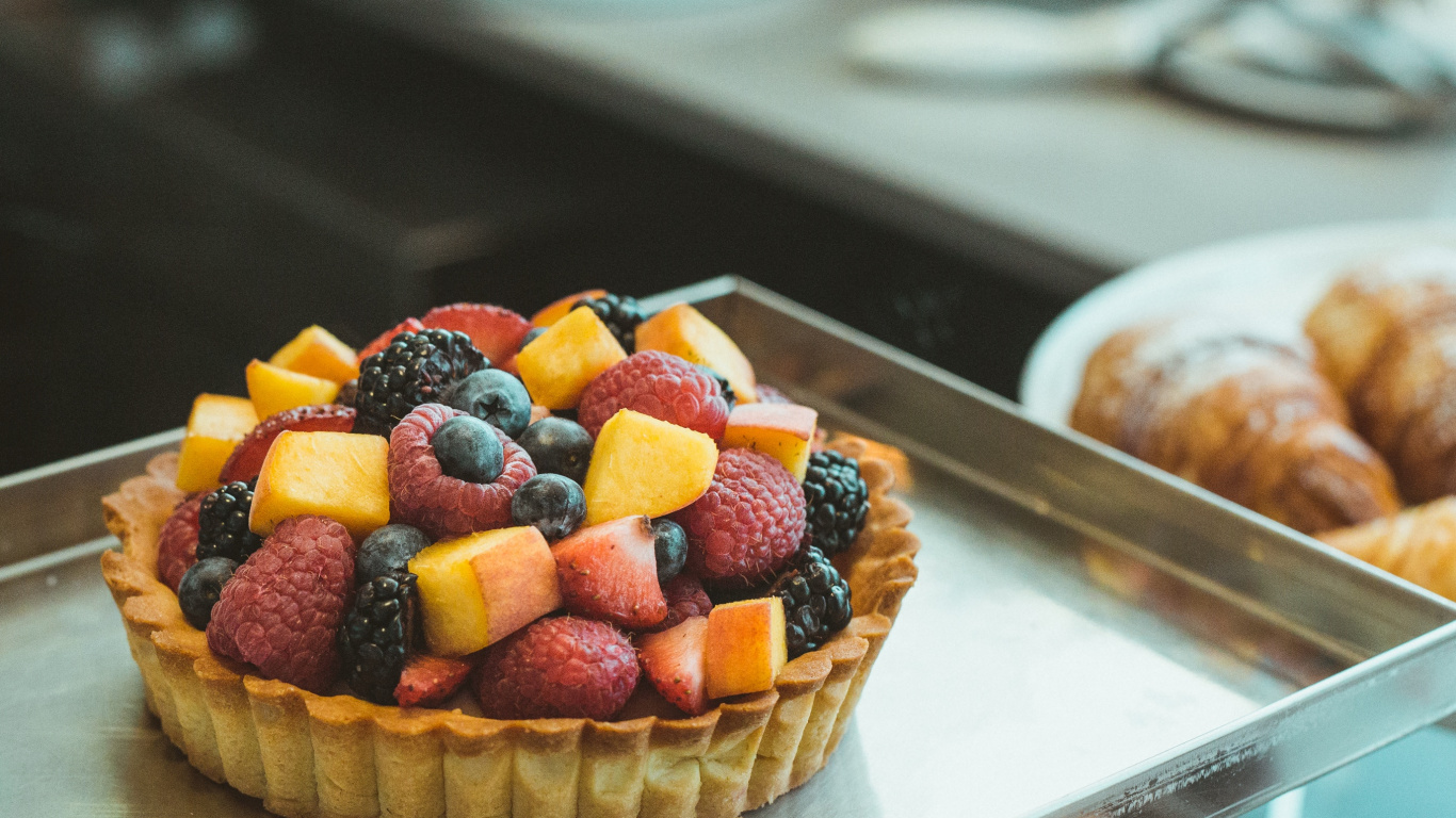 Обои пирог, фрукты, блюда, пища, сладость в разрешении 1366x768