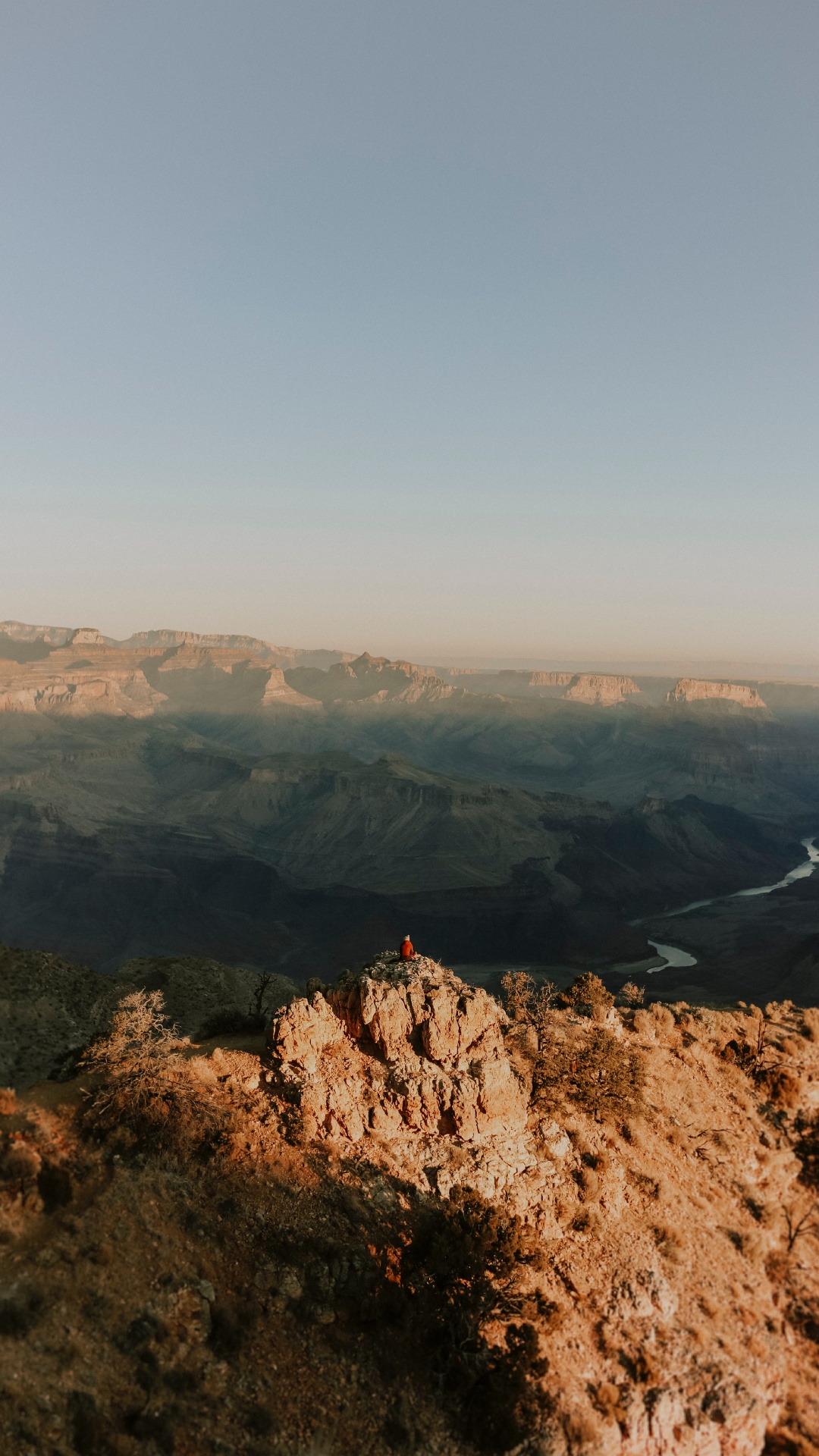 Обои гора, горный хребет, горный рельеф, хребет, холм в разрешении 1080x1920