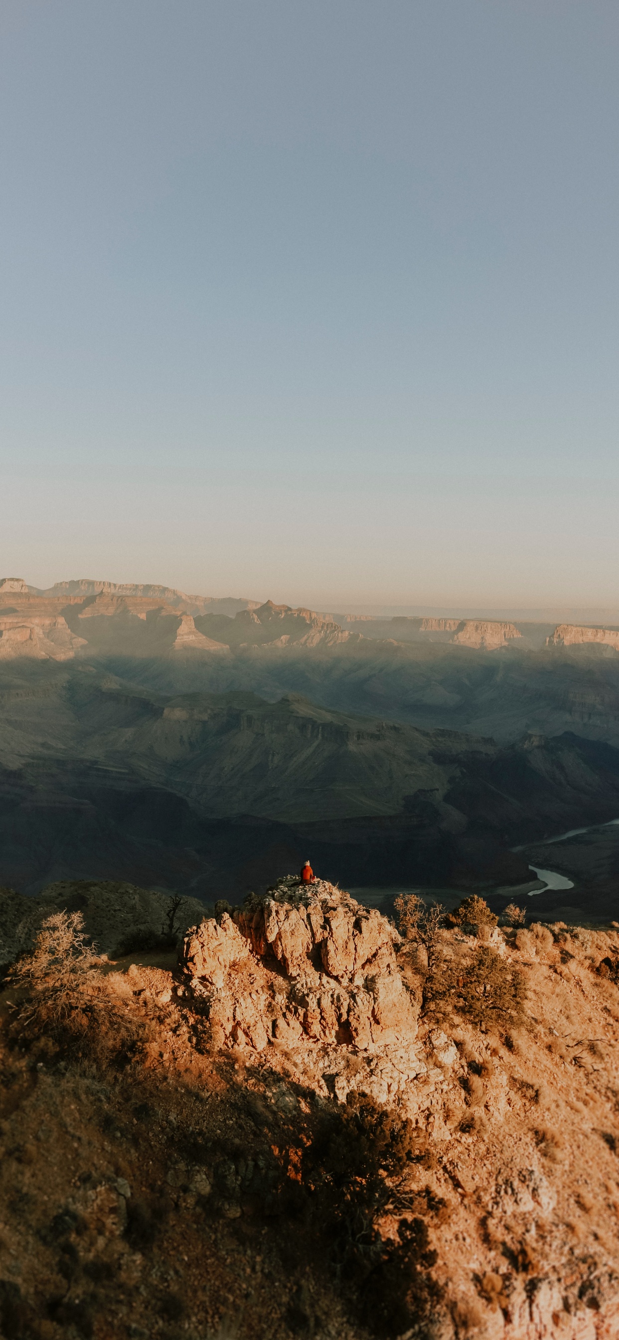 Обои гора, горный хребет, горный рельеф, хребет, холм в разрешении 1242x2688