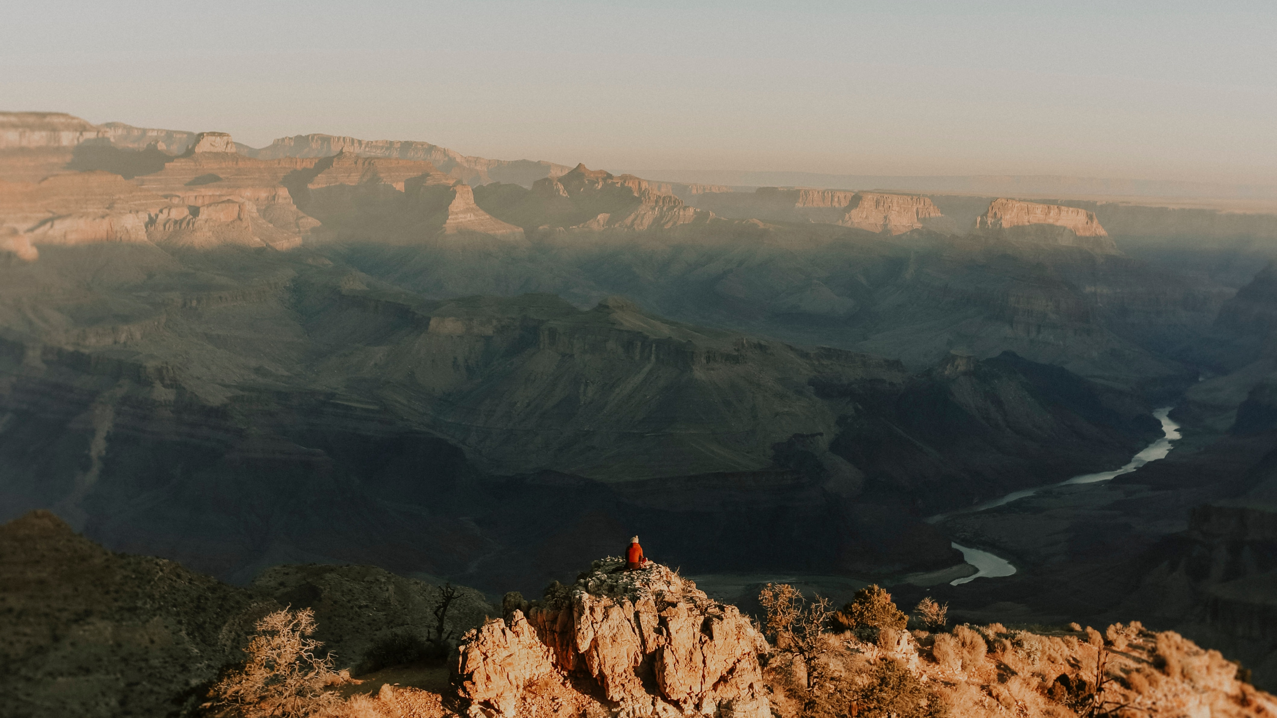 Обои гора, горный хребет, горный рельеф, хребет, холм в разрешении 2560x1440