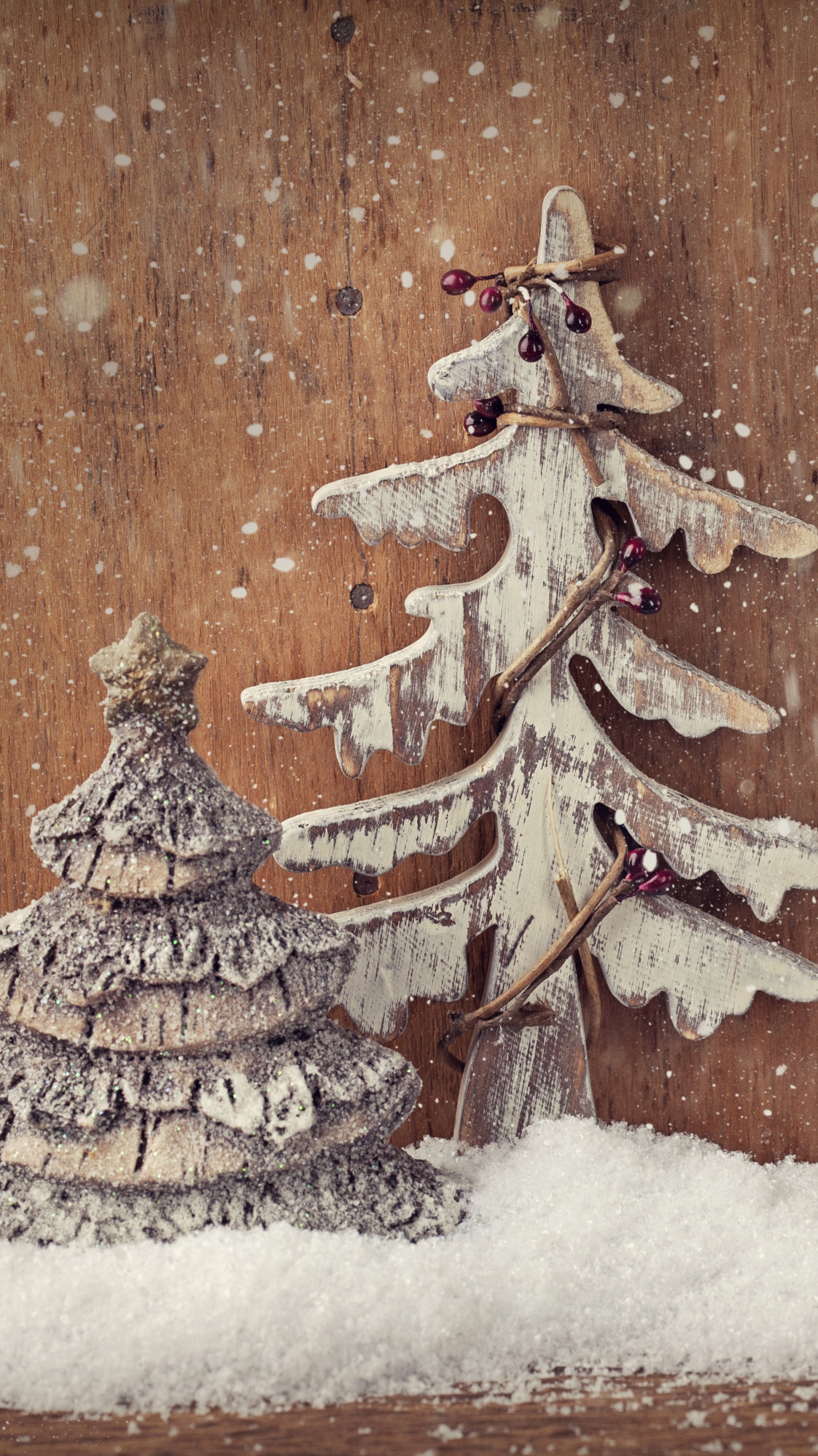 Обои Рождественский день, елка, праздник, Рождественские украшения, дерево в разрешении 1440x2560