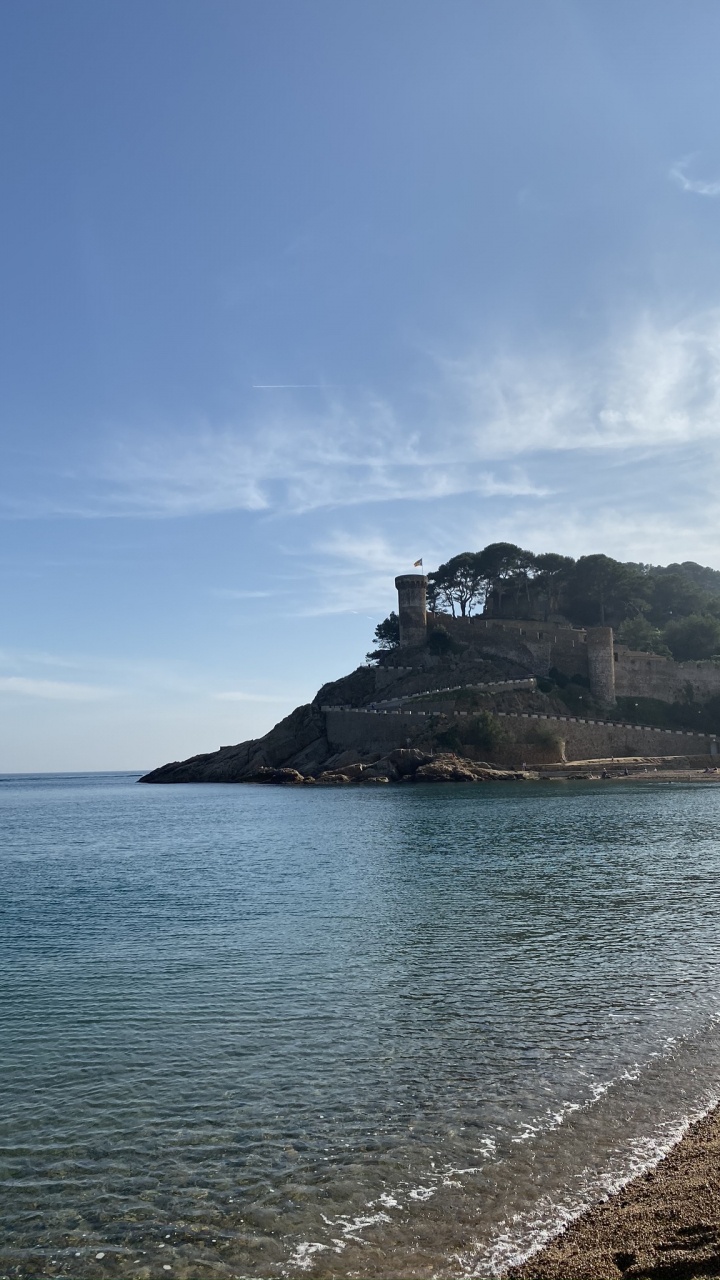 Обои море, вода, водоем, побережье, берег в разрешении 720x1280