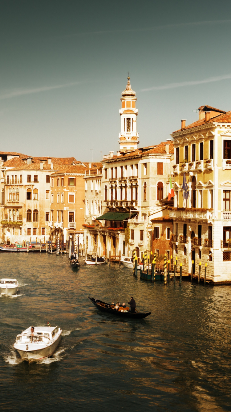 Обои Гранд-канал, водный путь, канал, вода, городок в разрешении 750x1334