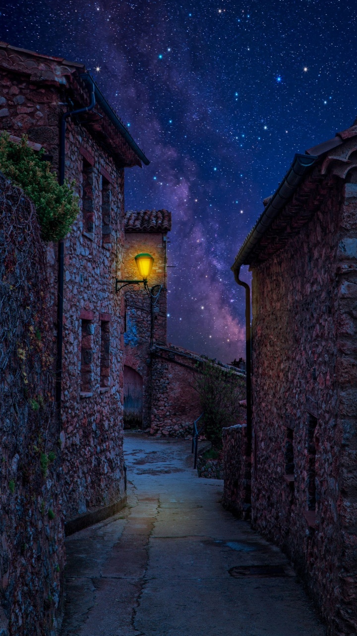 Обои архитектура, здание, атмосфера, пурпур, окно в разрешении 720x1280