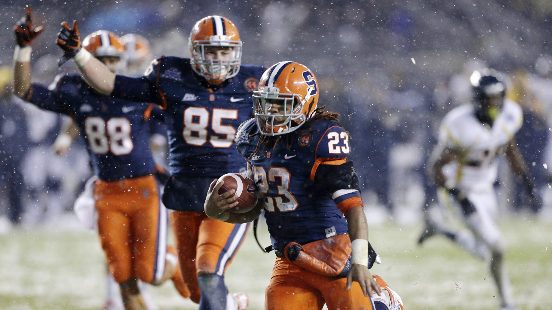 Обои футбольный шлем, американский футбол, Футбол из шести человек, канадский футбол, футбольное поле футбол в разрешении 1920x1080