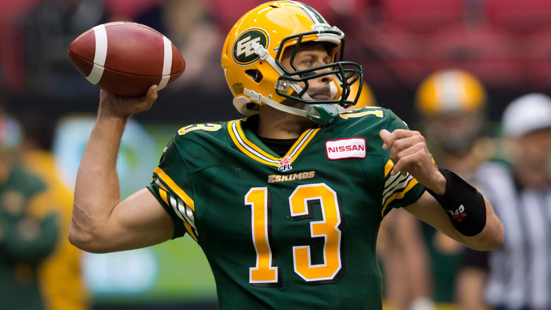 Обои футбольное поле футбол, командный вид спорта, футбольный шлем, Джерси, желтый в разрешении 1920x1080