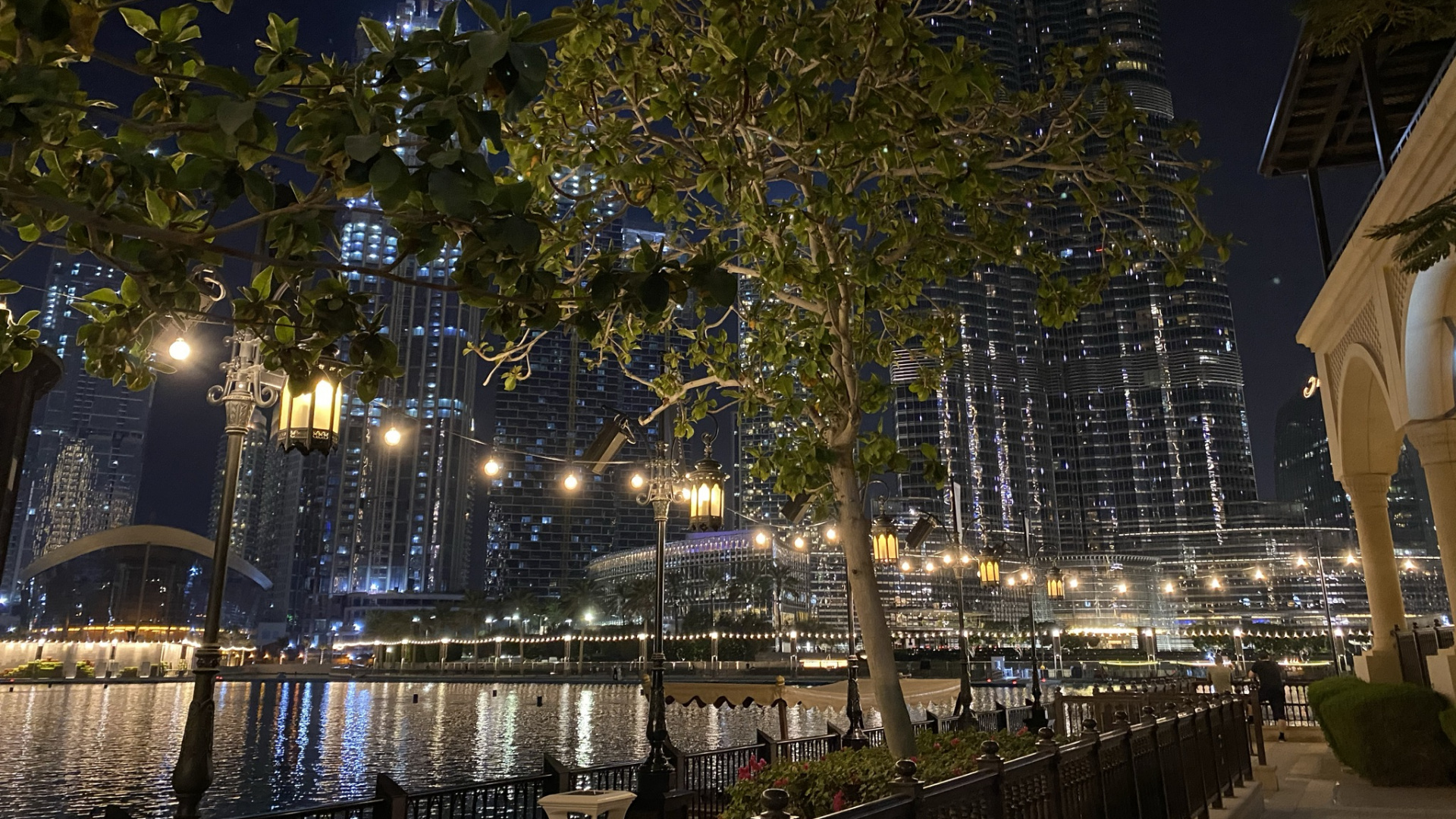 Обои Дубай, Бурдж Халифа, отражение, ночь, город в разрешении 1920x1080