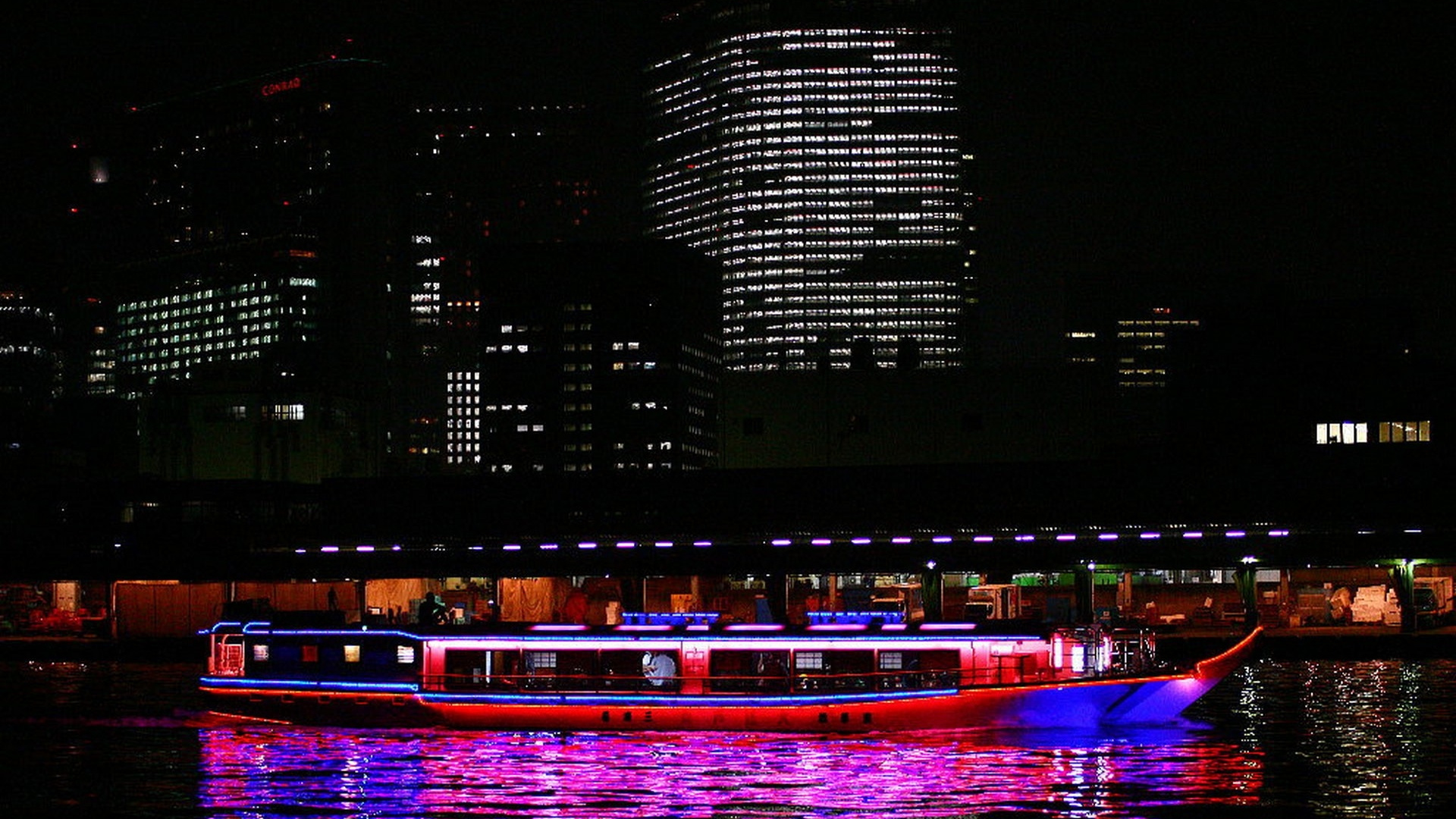 Обои Япония, ночь, город, городской пейзаж, отражение в разрешении 1920x1080