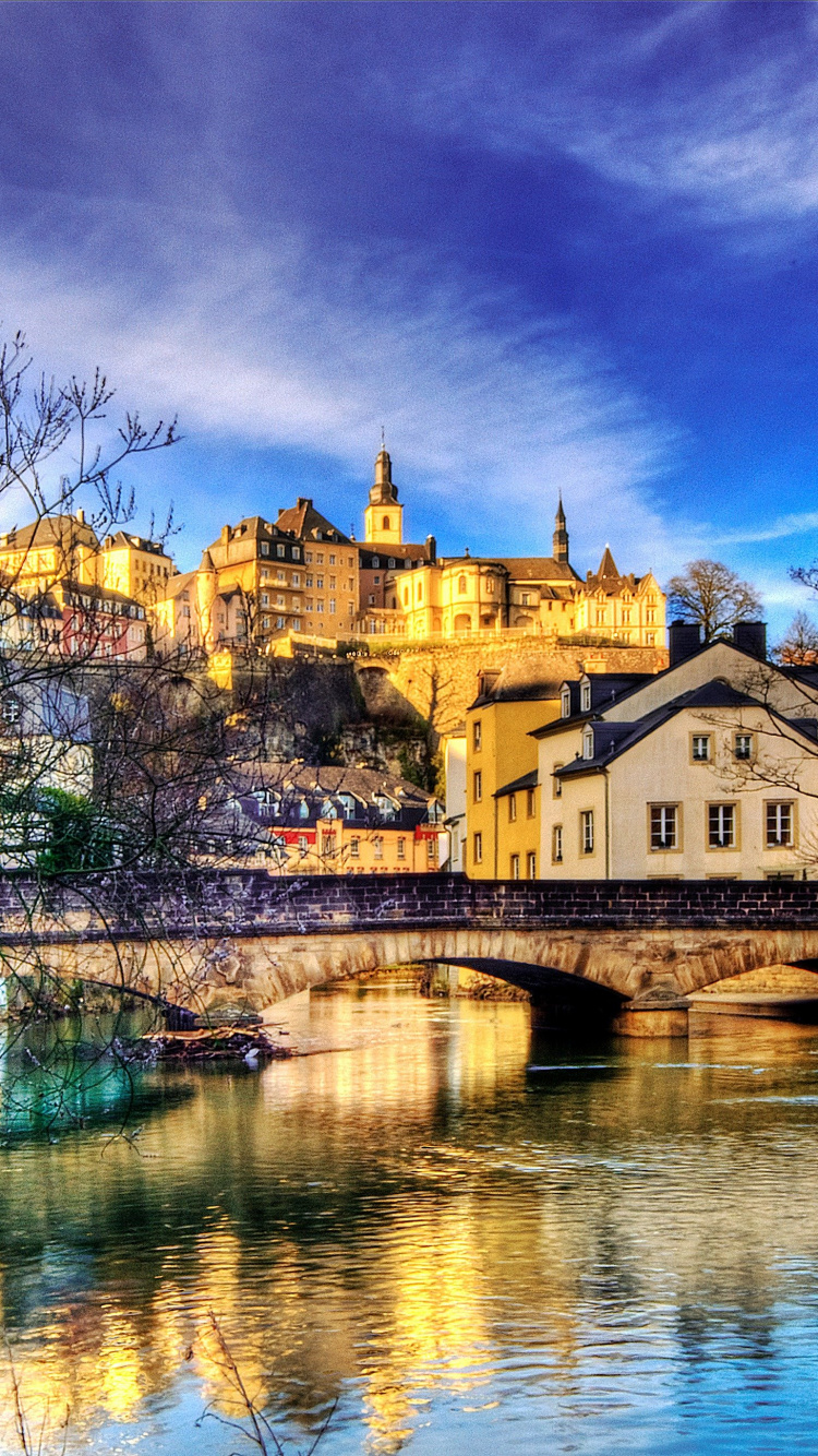 Обои отражение, природа, вода, водный путь, городок в разрешении 750x1334