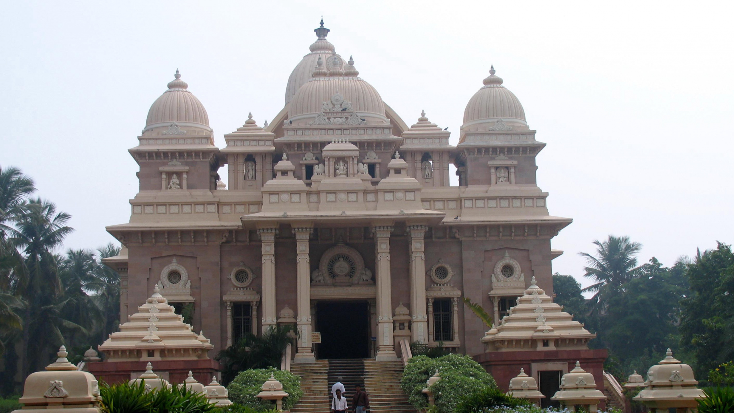 Обои Шри Рамакришна Матх Ченнаи, индуистский храм, ориентир, место поклонения, храм в разрешении 2560x1440