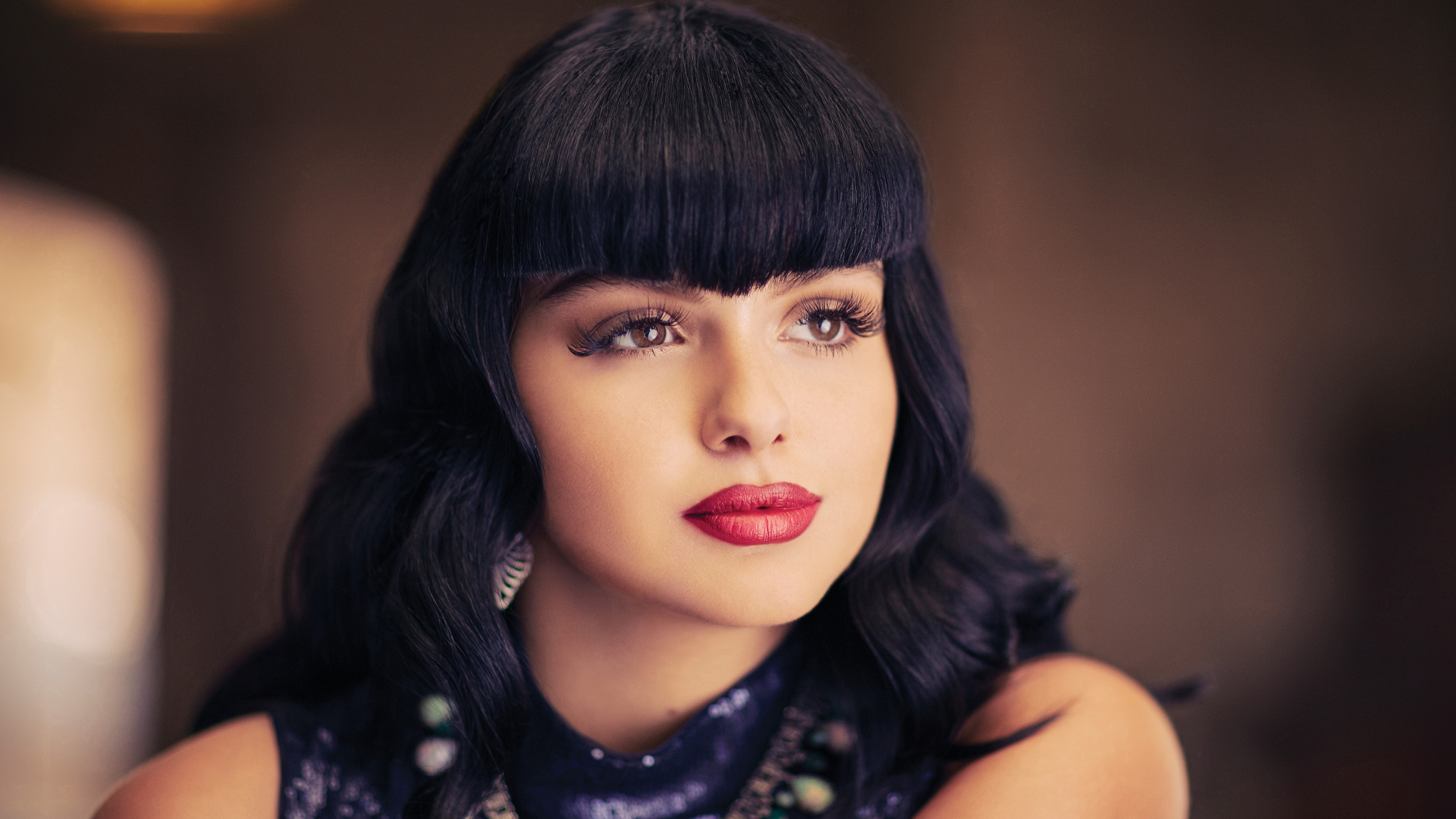 Обои ариэль зимняя челка, Ариэль Зимы, современная семья, Алекс Данфи, нос в разрешении 1920x1080