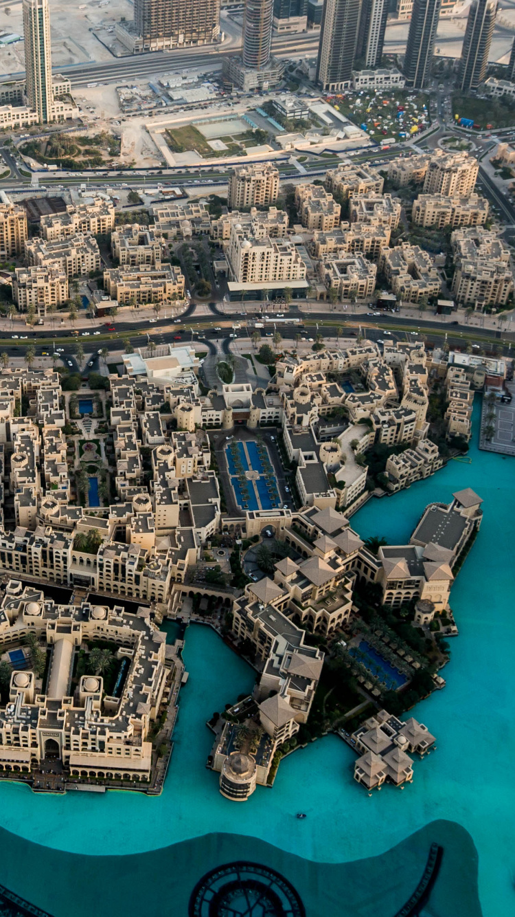 Обои Бурдж Халифа, небоскреб, ориентир, город, городской район в разрешении 750x1334