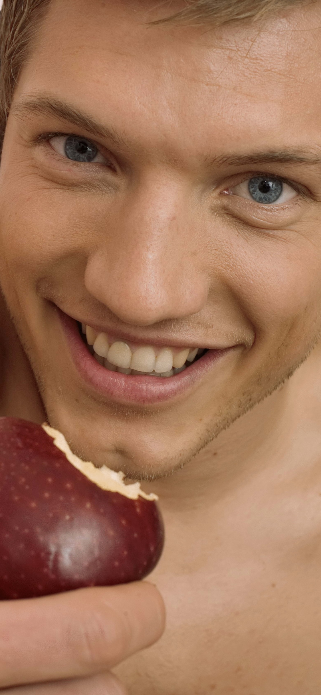 Обои пища, наушники, мышца, рот, шея в разрешении 1125x2436