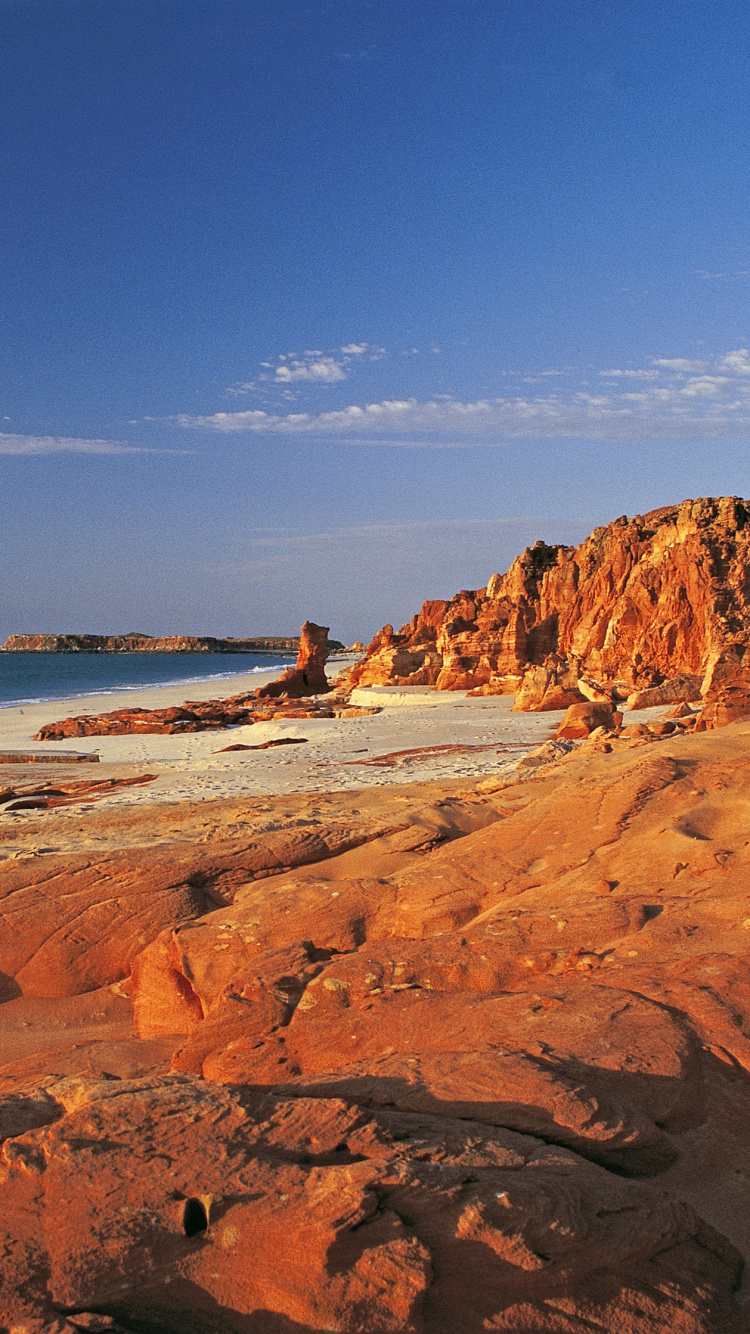 Обои туризм, побережье, море, рок, берег в разрешении 750x1334