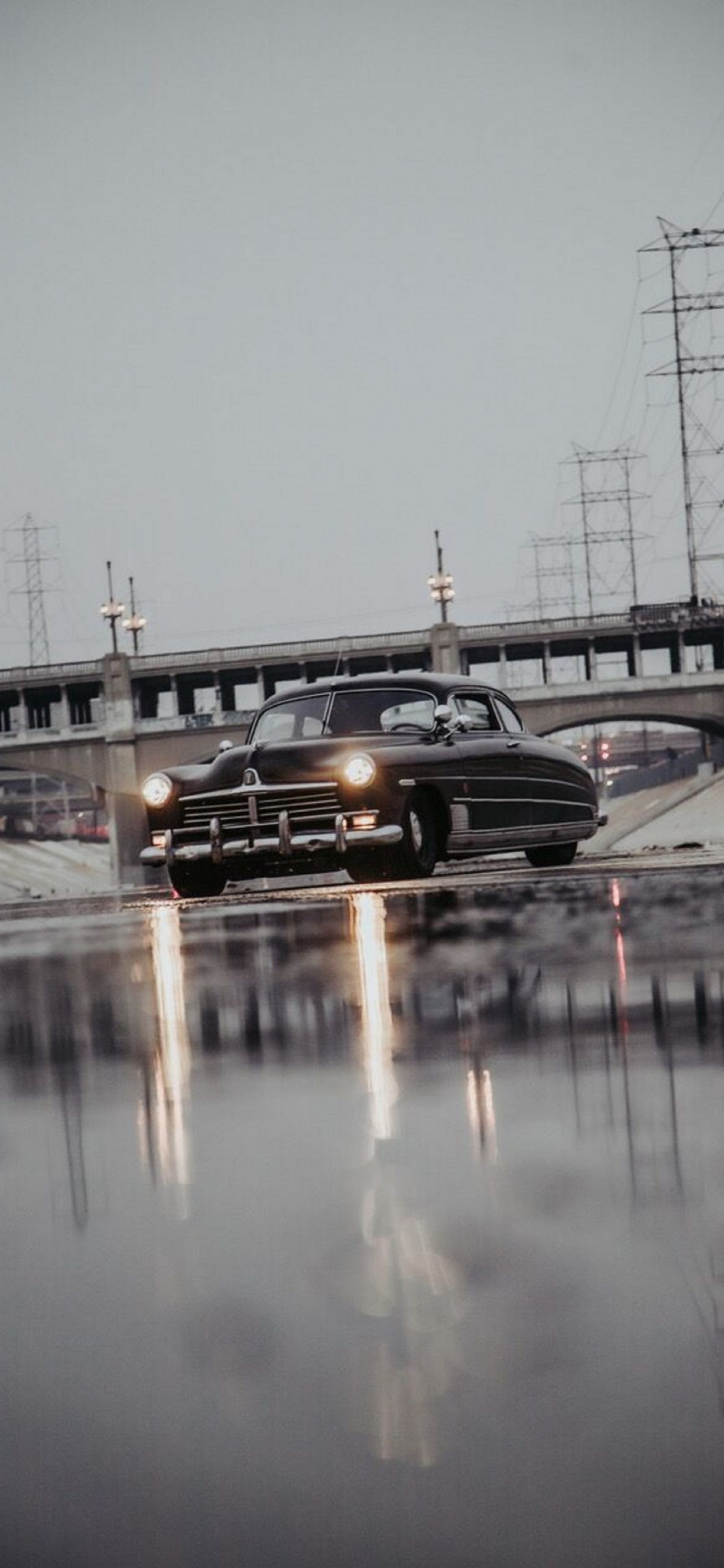 Обои отражение, легковые автомобили, Хадсон служебное купе, Хадсон Автомобильная Компания, старинная машина в разрешении 1242x2688