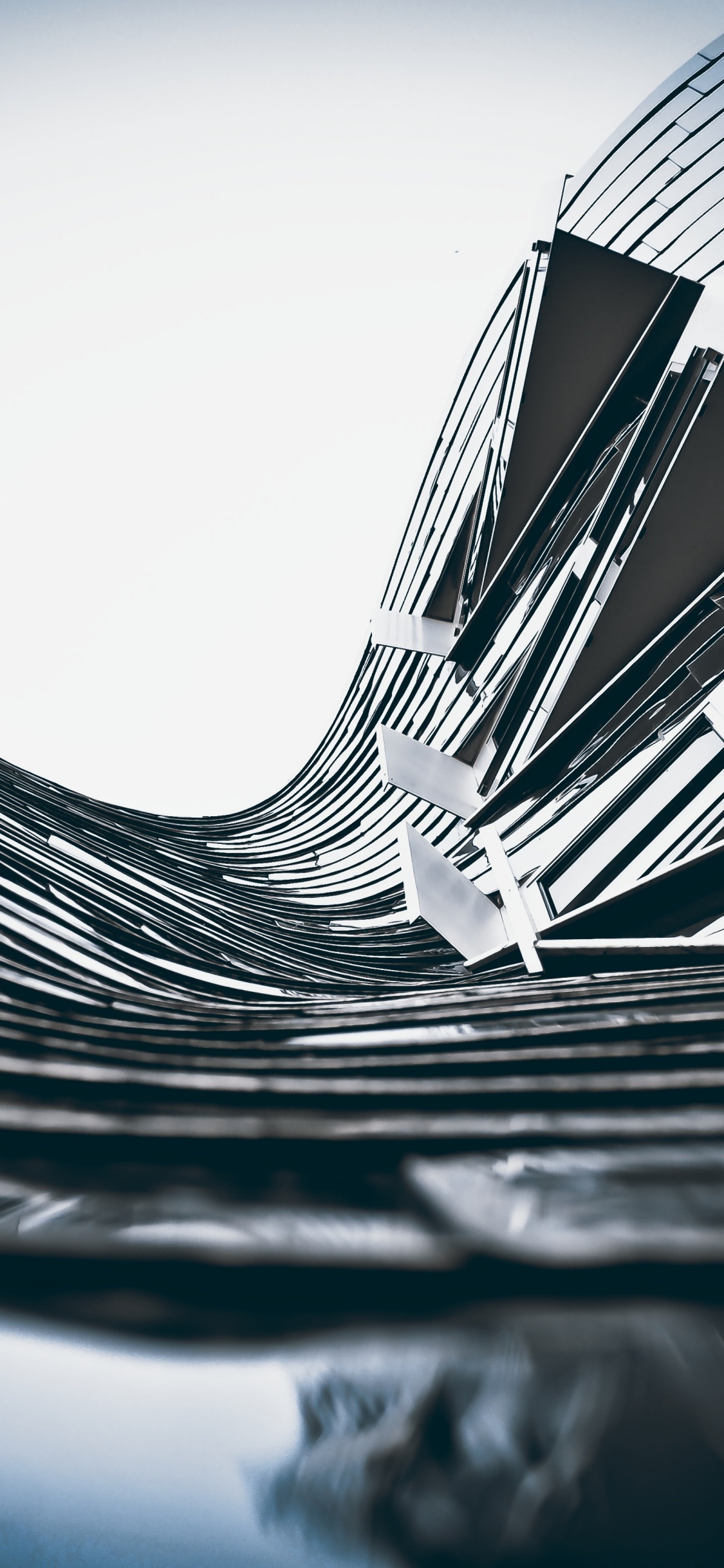 Обои небоскреб, современная архитектура, вода, архитектура, монохромный в разрешении 1125x2436