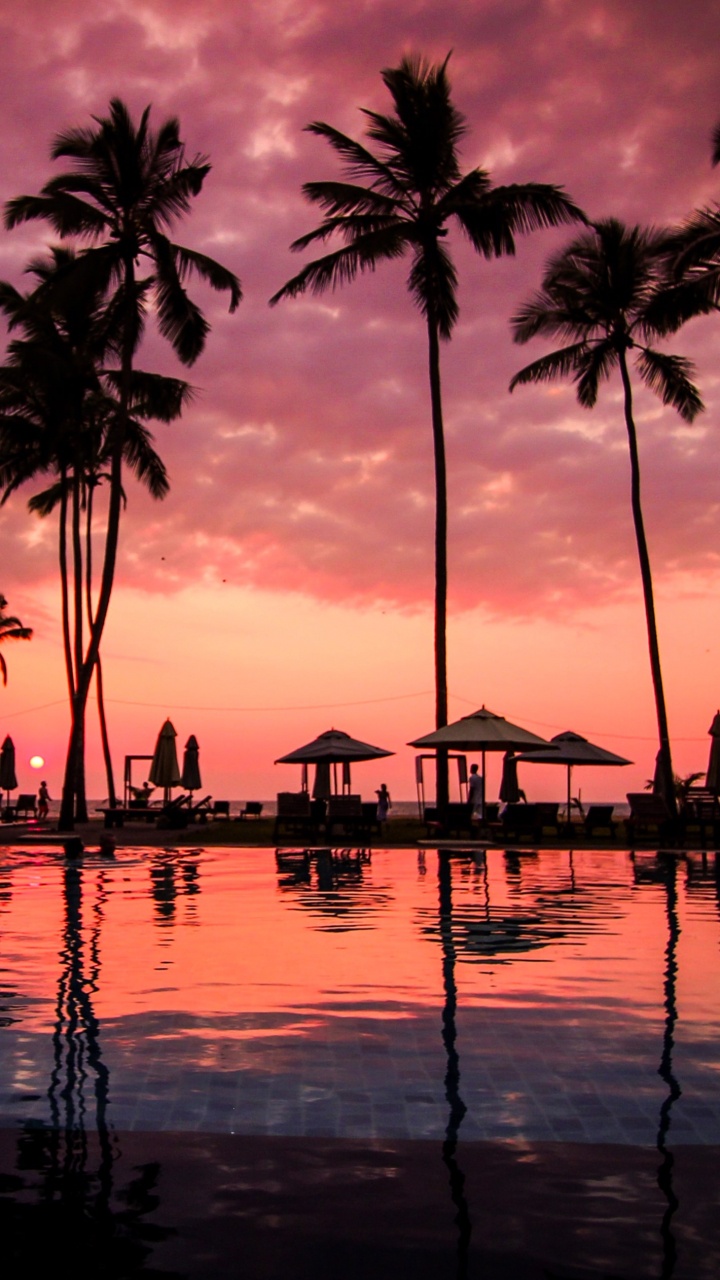 Обои облако, вода, атмосфера, дневное время, послесвечение в разрешении 720x1280