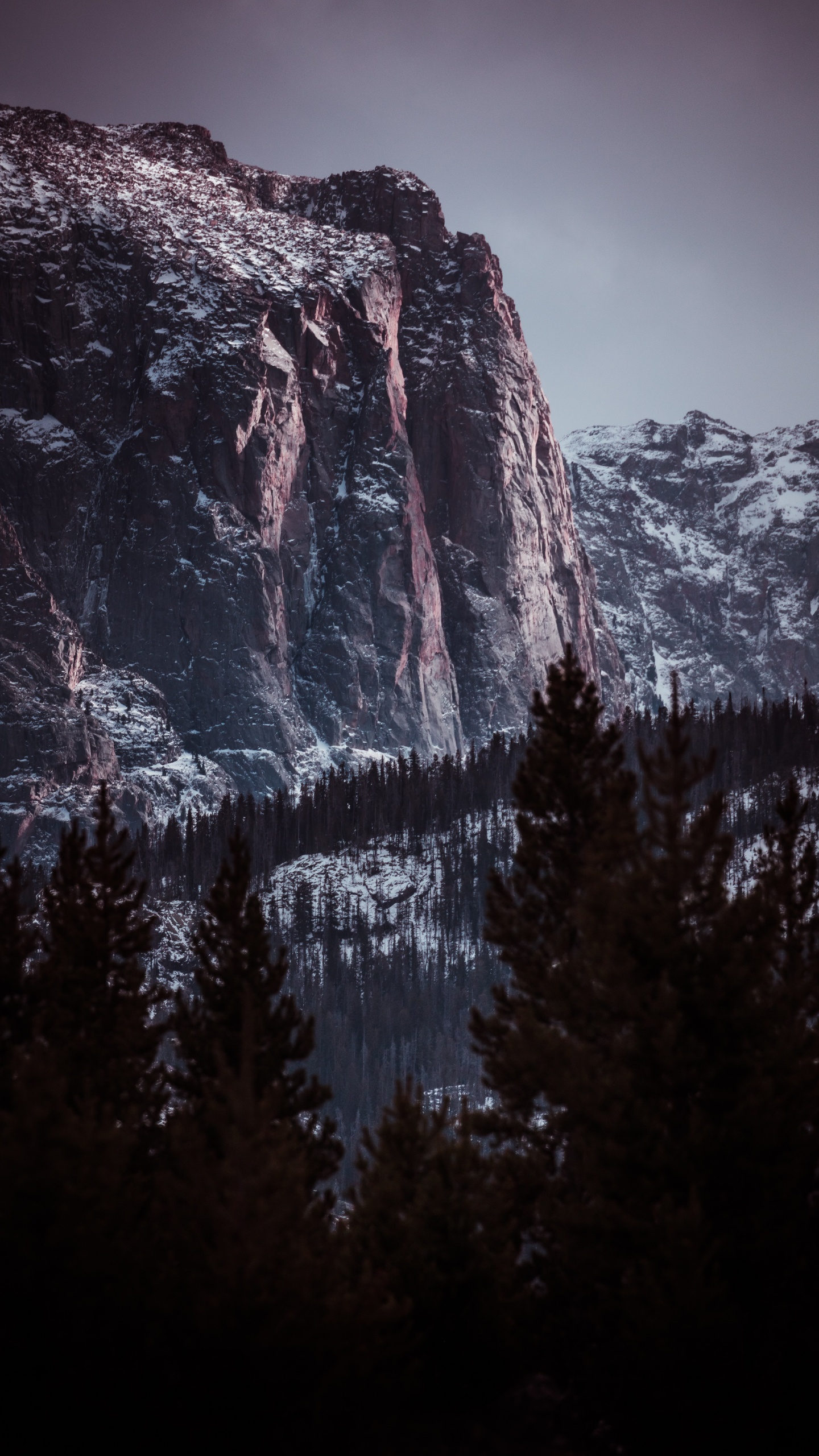 Обои гора, природа, природный ландшафт, горный рельеф, вода в разрешении 1440x2560