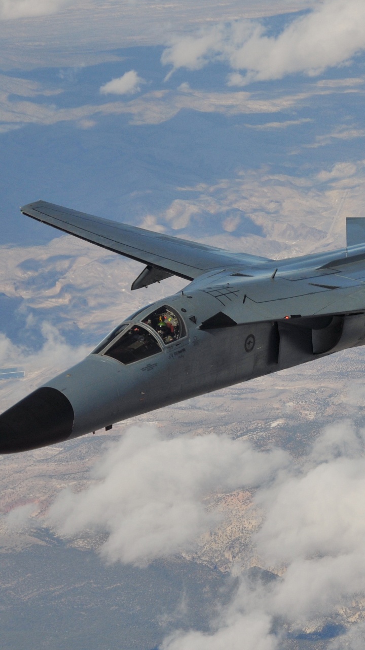Обои Дженерал Дайнэмикс F-111 Муравьед, самолеты, военный самолет, самолет, авиация в разрешении 720x1280