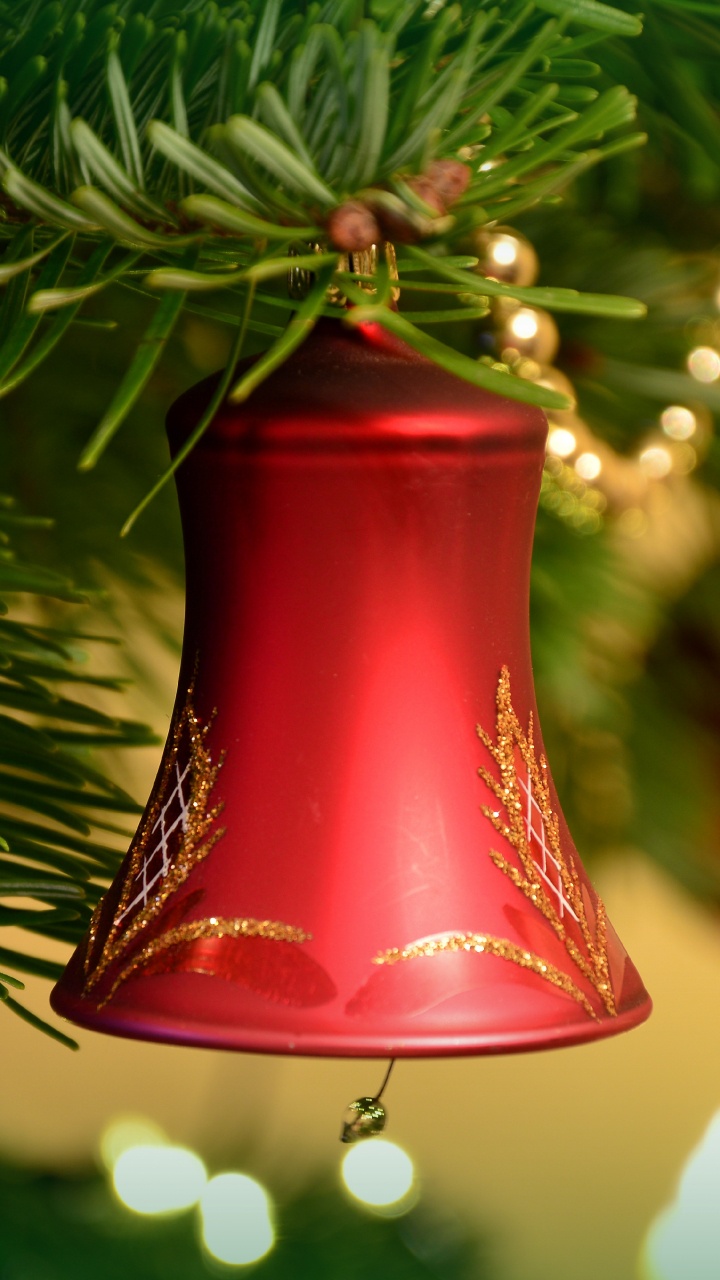 Обои Рождественский день, елка, Рождественские украшения, праздник, рождественский орнамент в разрешении 720x1280