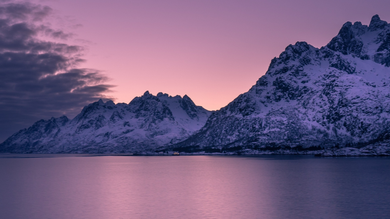 Обои природа, синий, гора, горный рельеф, горный хребет в разрешении 1280x720