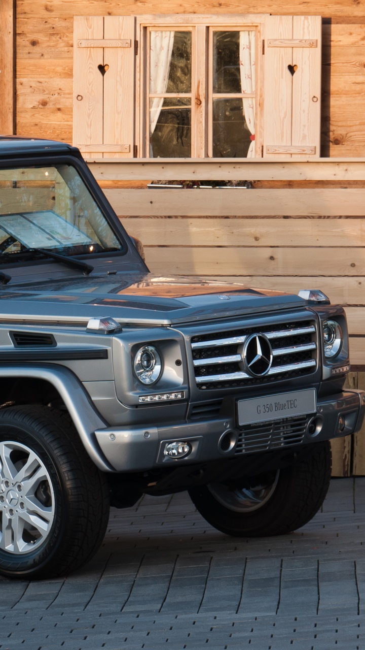 Обои авто, mercedes benz g class, автомобиль, автомобильный экстерьер, Мерседес G-Класс в разрешении 720x1280