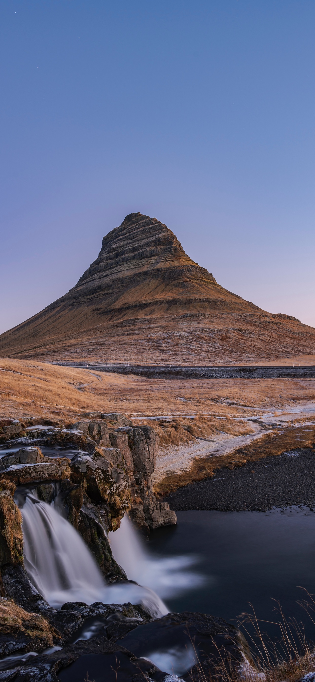 Обои измеритель, Вади, вода, гидроресурсы, природный ландшафт в разрешении 1242x2688
