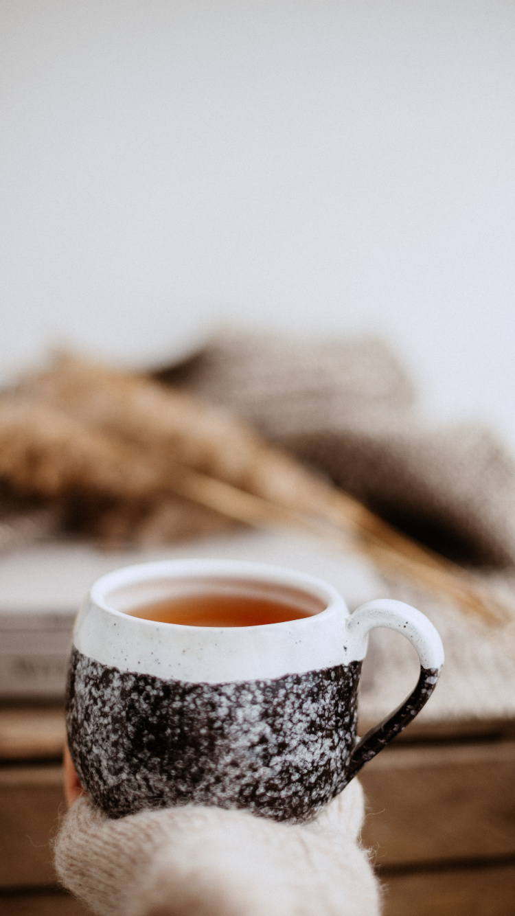 Обои чай, утро, кружка, кофе, травяной чай в разрешении 750x1334
