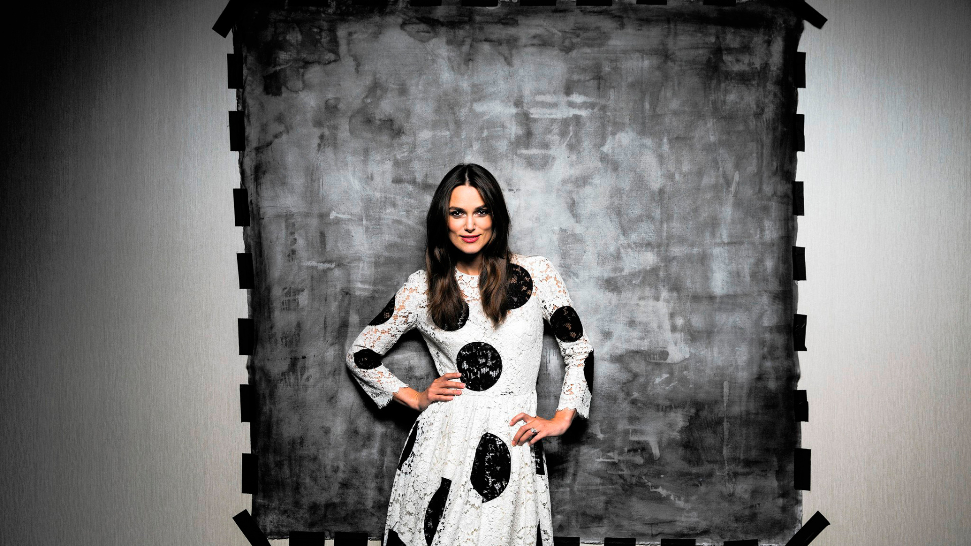 Обои Кира Найтли, Международный кинофестиваль в Торон, фэшн, комната, дизайн одежды в разрешении 1920x1080