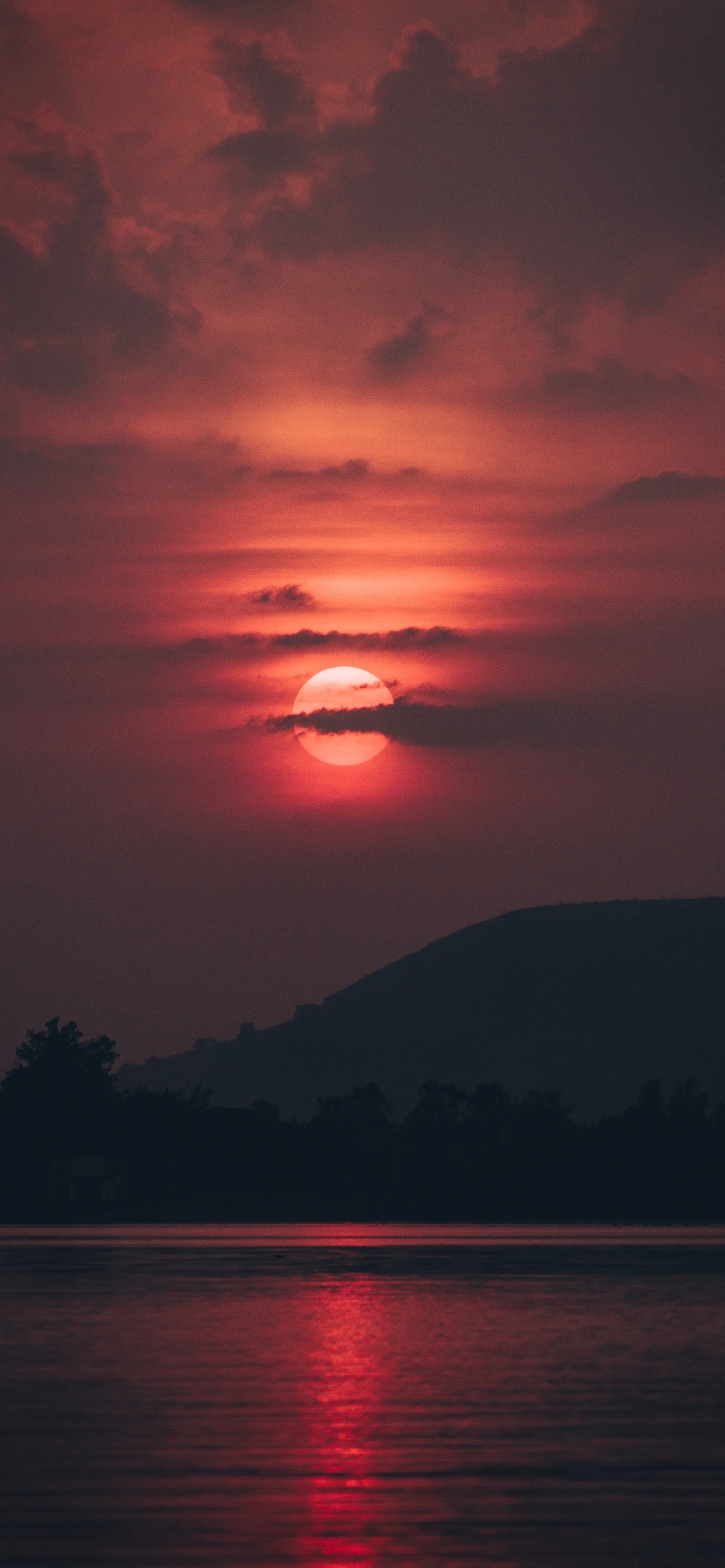 Обои горизонт, послесвечение, облако, золотой час, сумрак в разрешении 1242x2688
